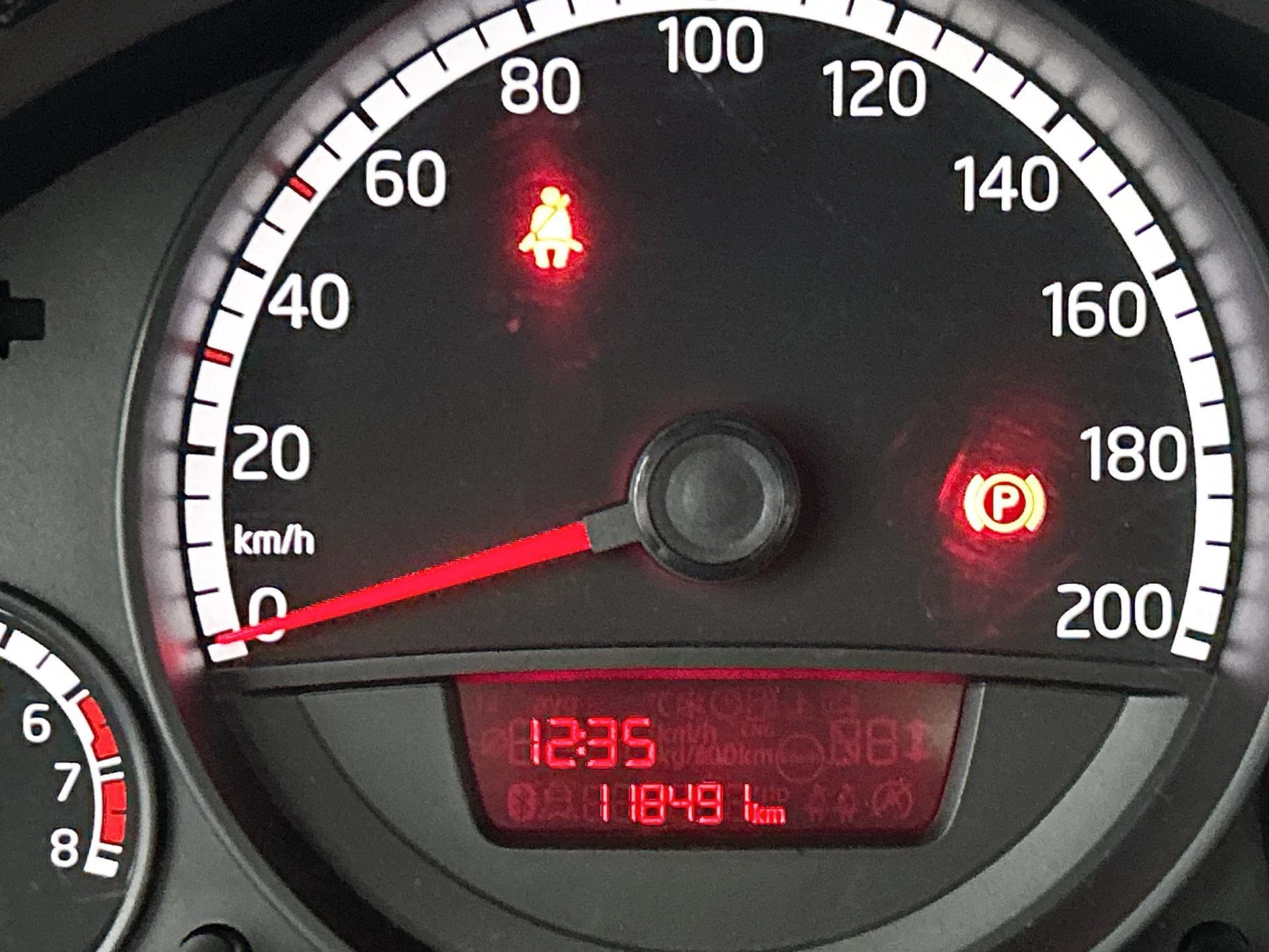 Volkswagen-up!-image-10