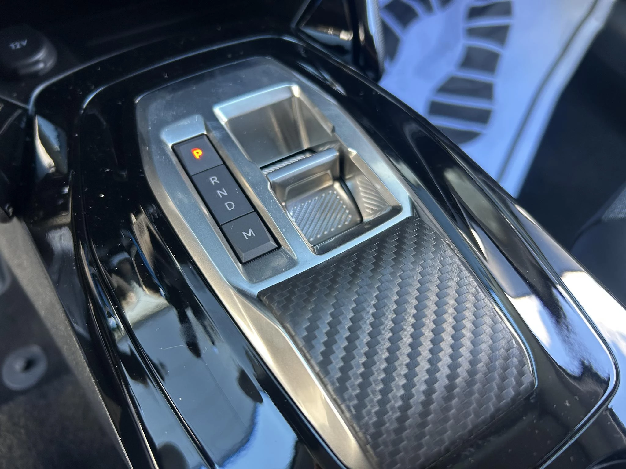 Peugeot-208-image-17