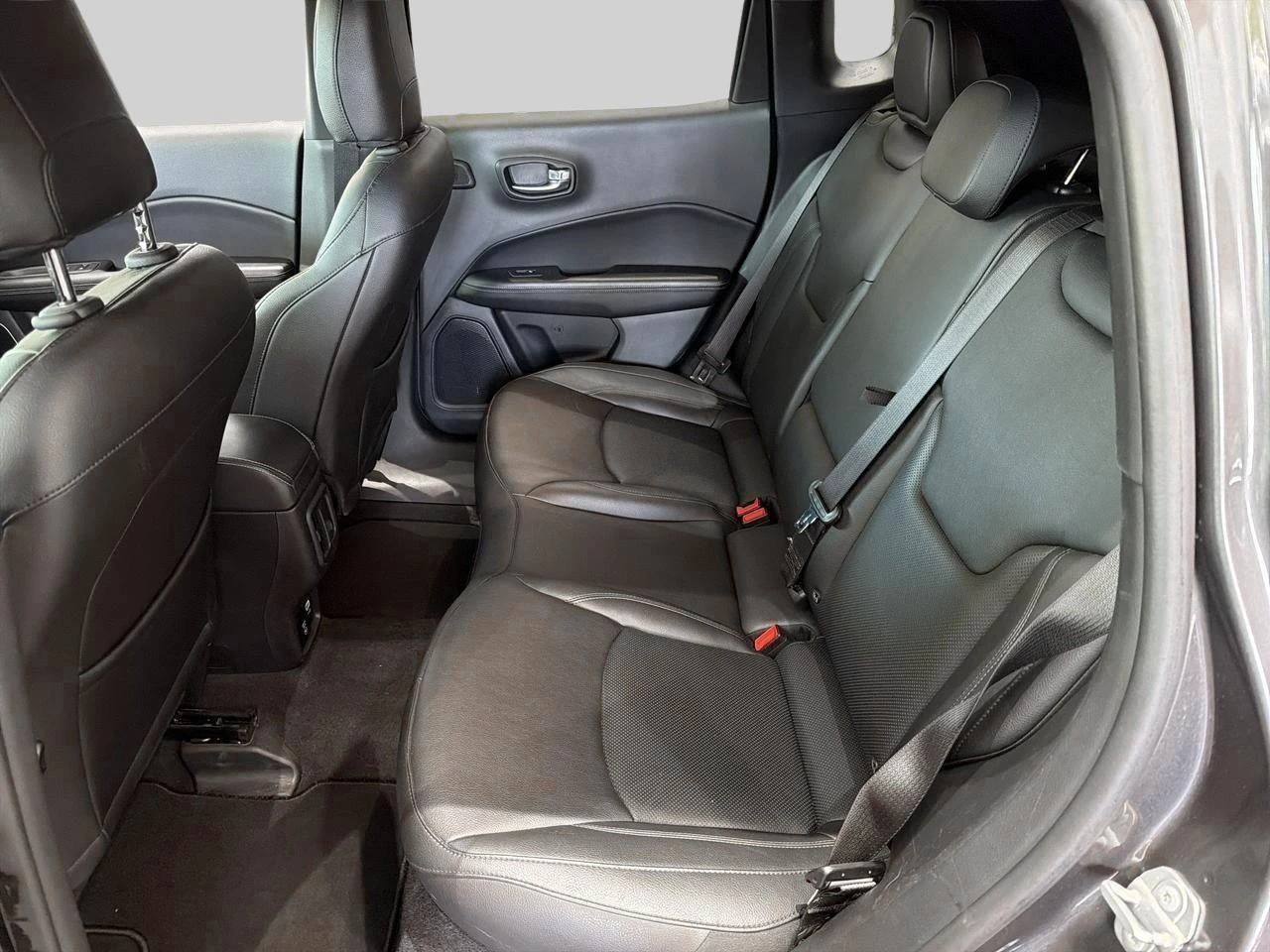 Jeep-Compass-image-13