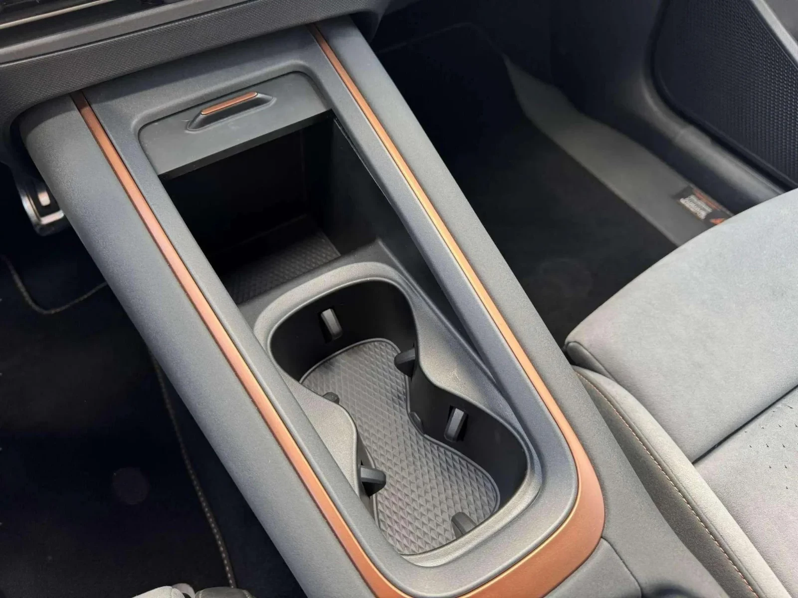 CUPRA Born Dinamica Pack High