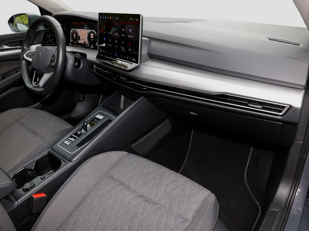 Volkswagen-Golf-image-7