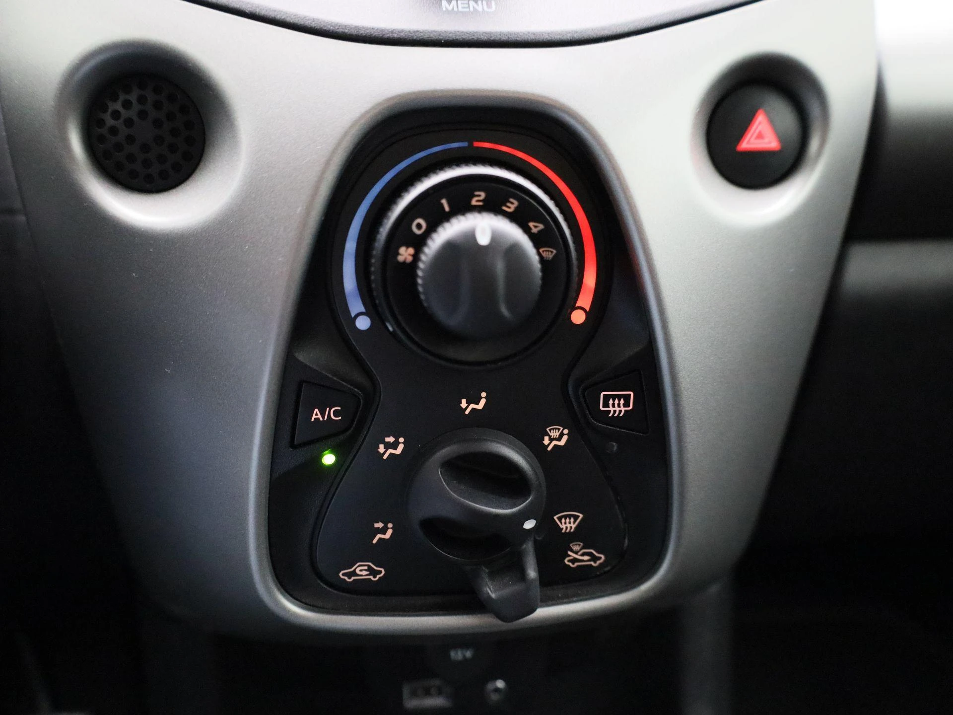Peugeot-108-image-18
