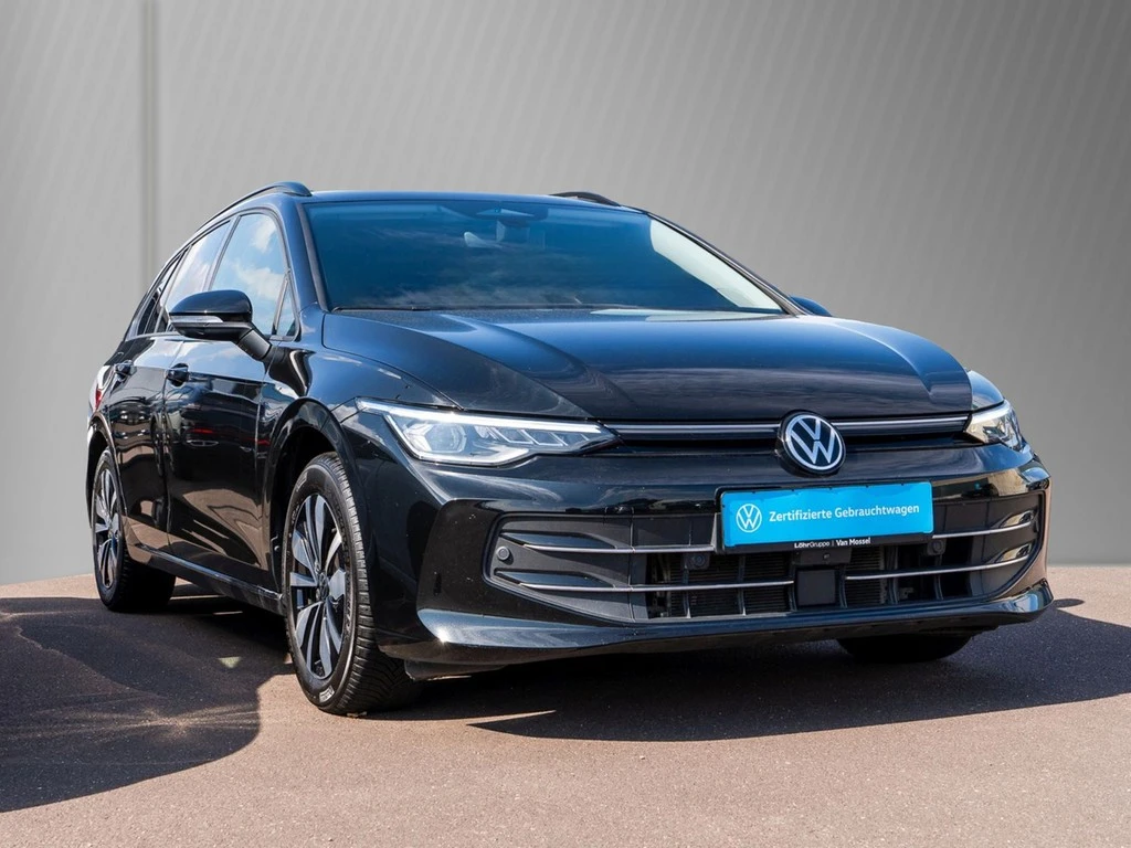 Volkswagen-Golf-image-2