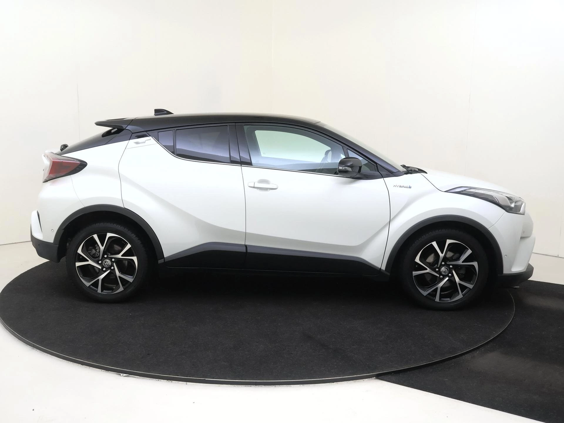 Toyota C-HR 1.8 Hybrid Style Ultimate