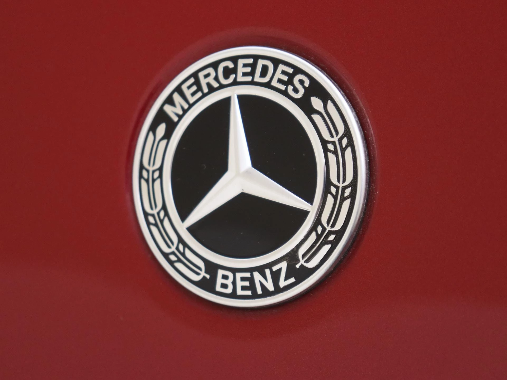 Mercedes-Benz GLA 250 e Business Solution AMG Limited