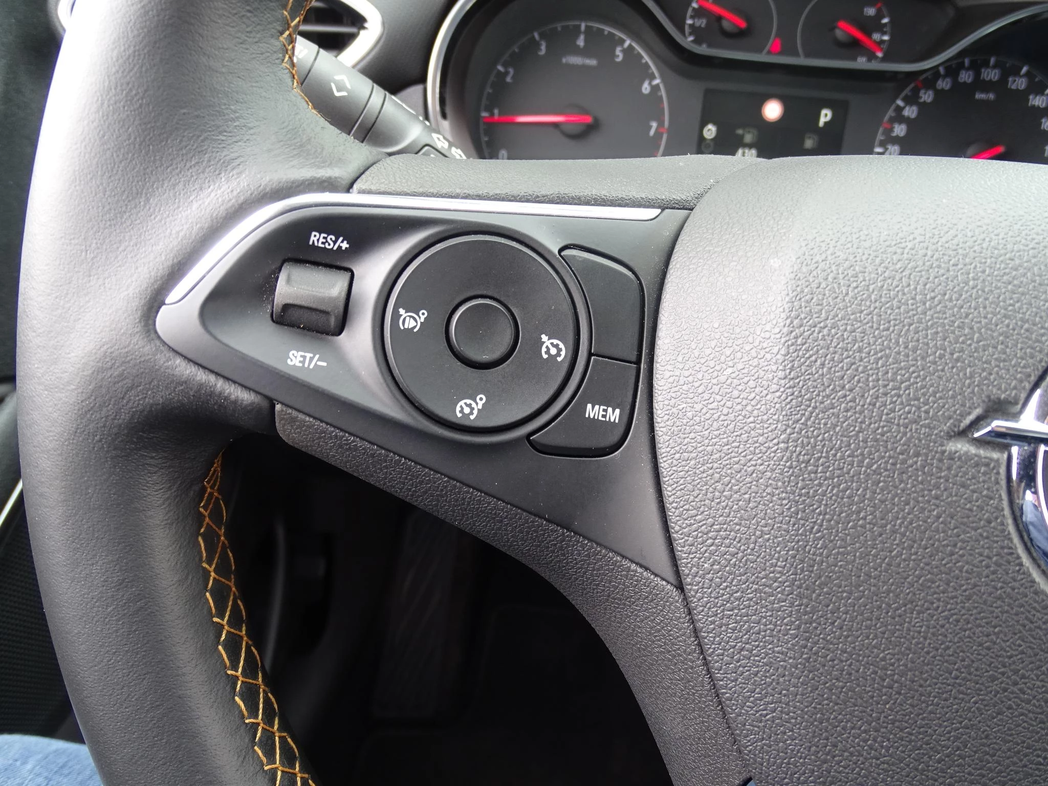 Opel Crossland X 1.2T Ultimate automaat