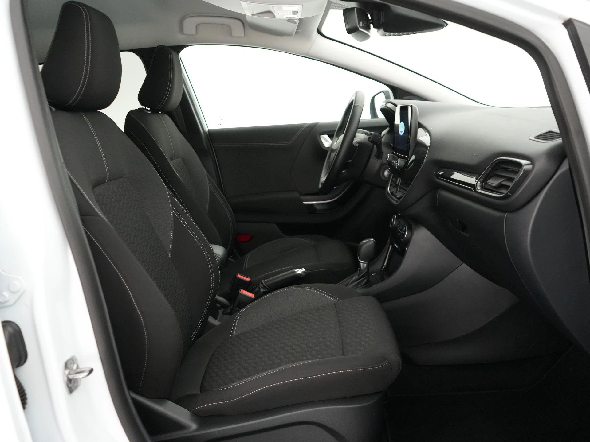 Ford Puma 1.0i Ecoboost MHEV 92kW Aut. Titanium