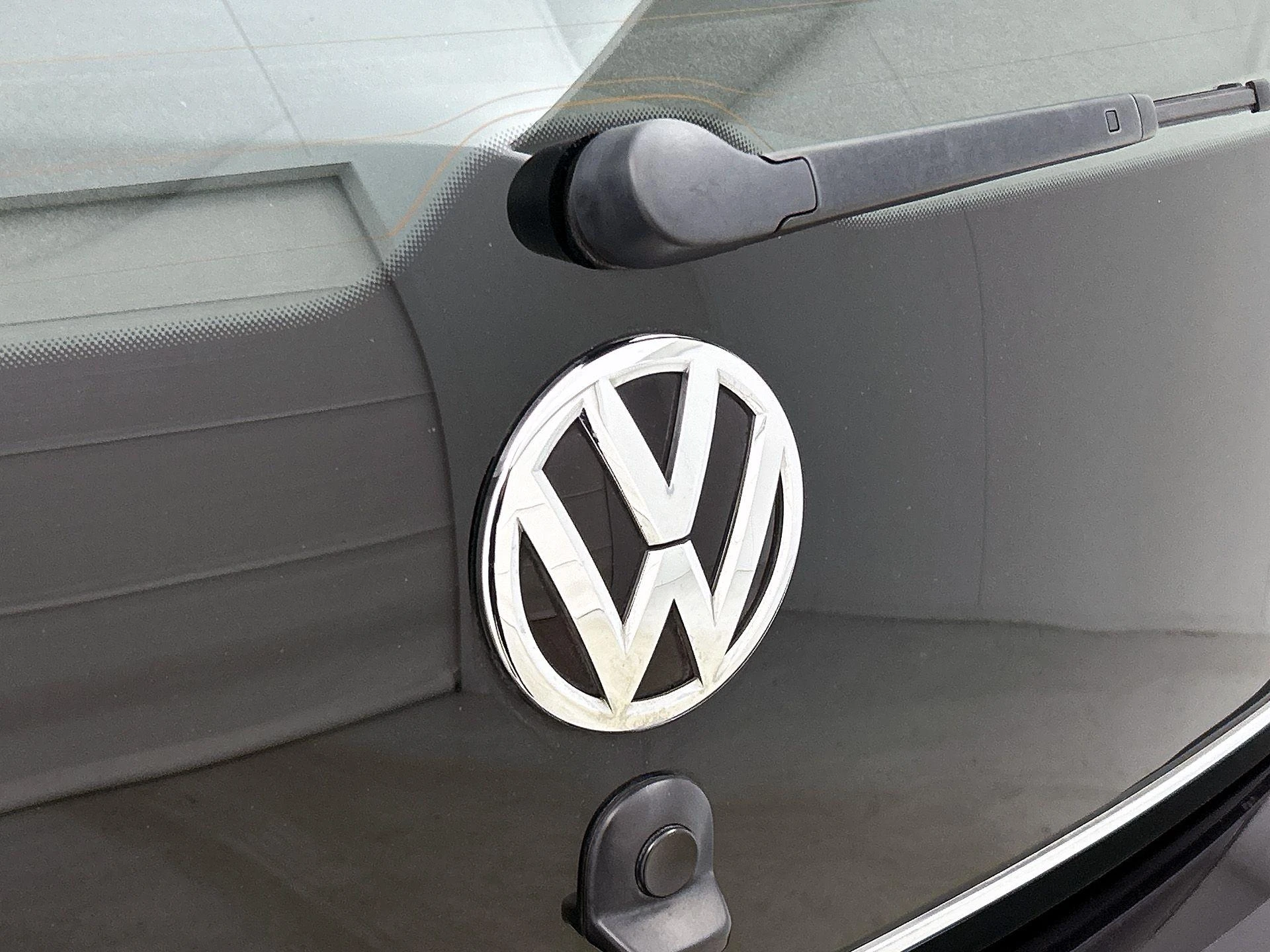 Volkswagen-up!-image-12