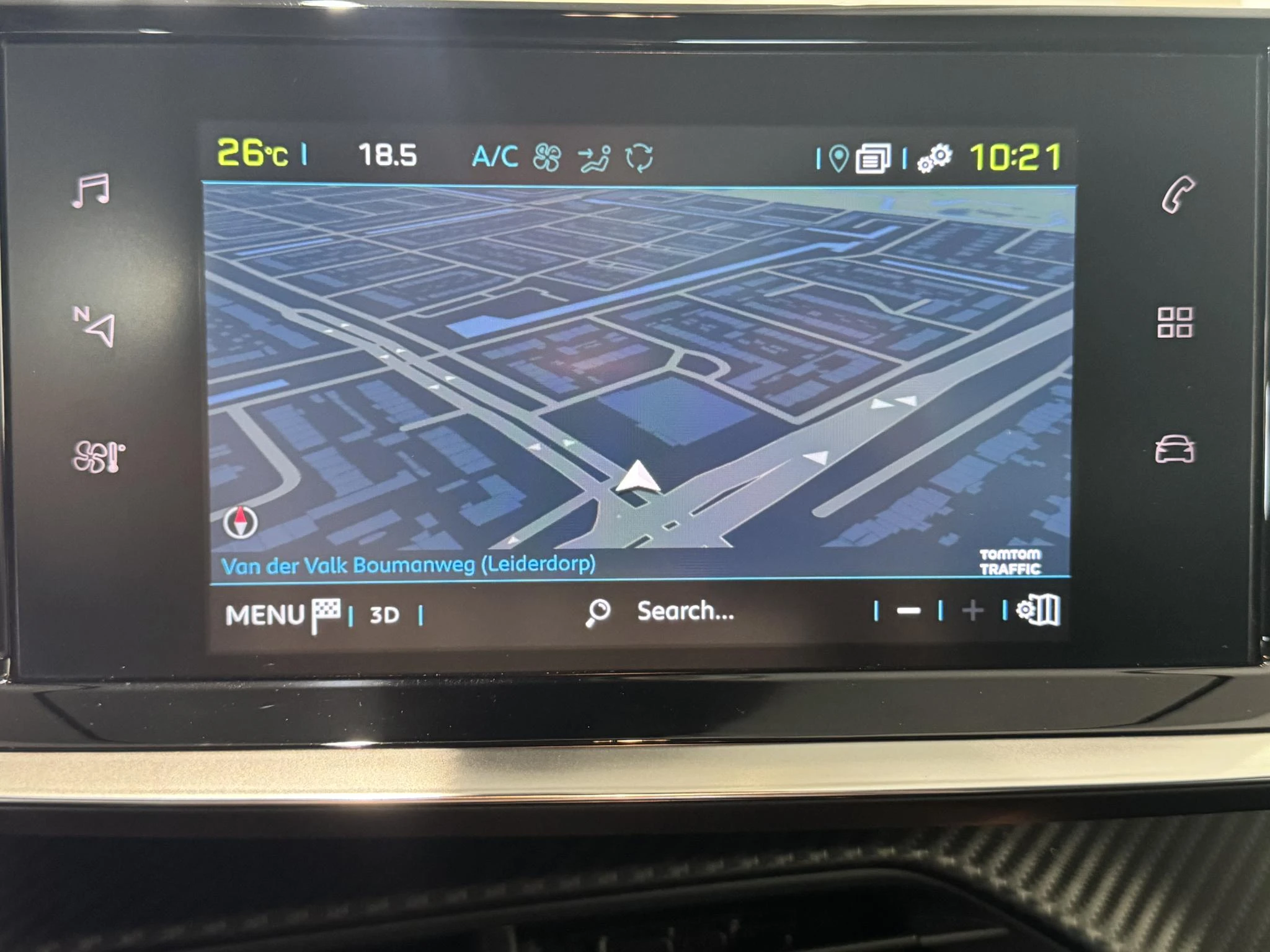 Peugeot-e-2008-image-29