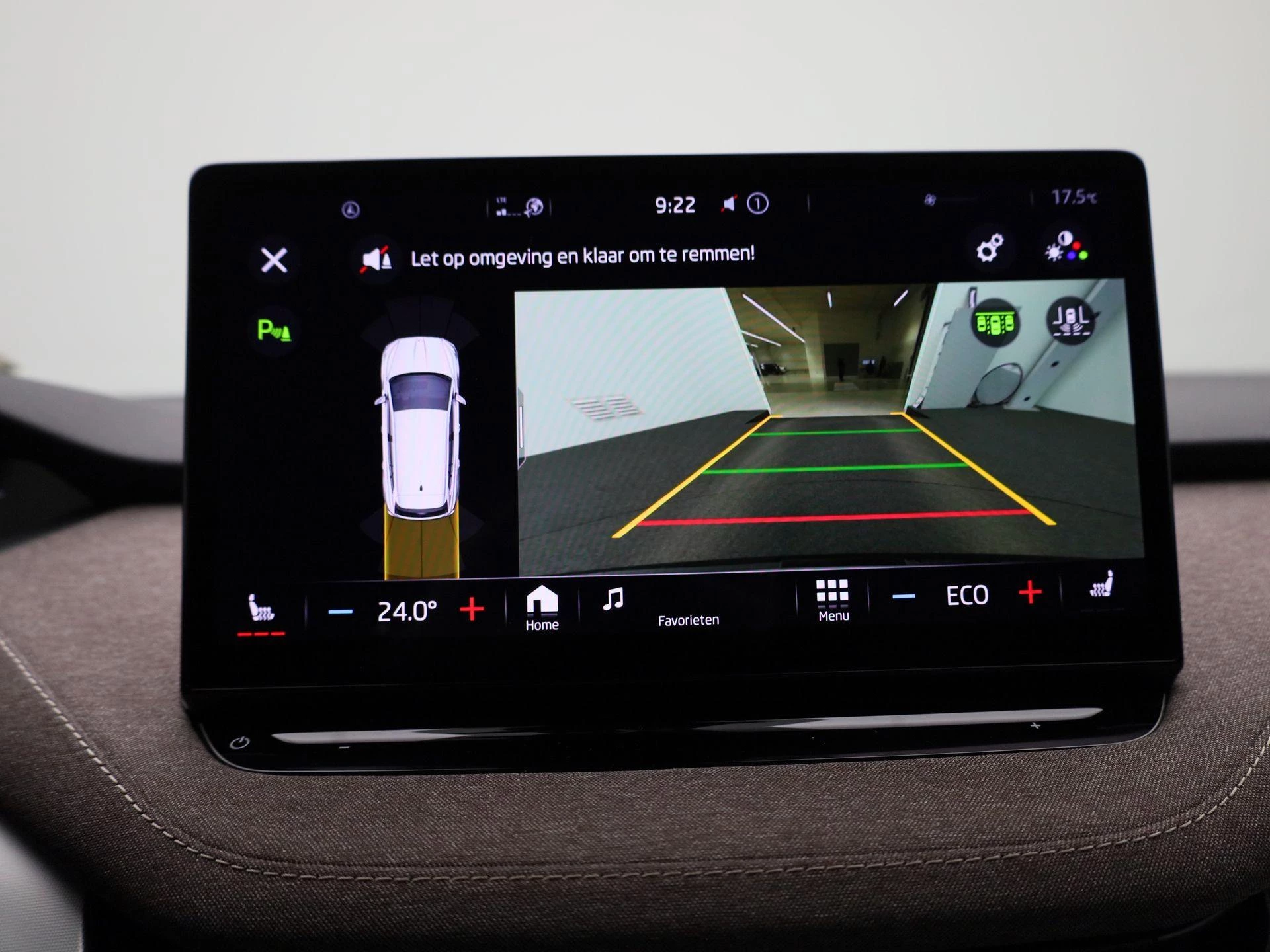 Škoda-Enyaq iV-image-28