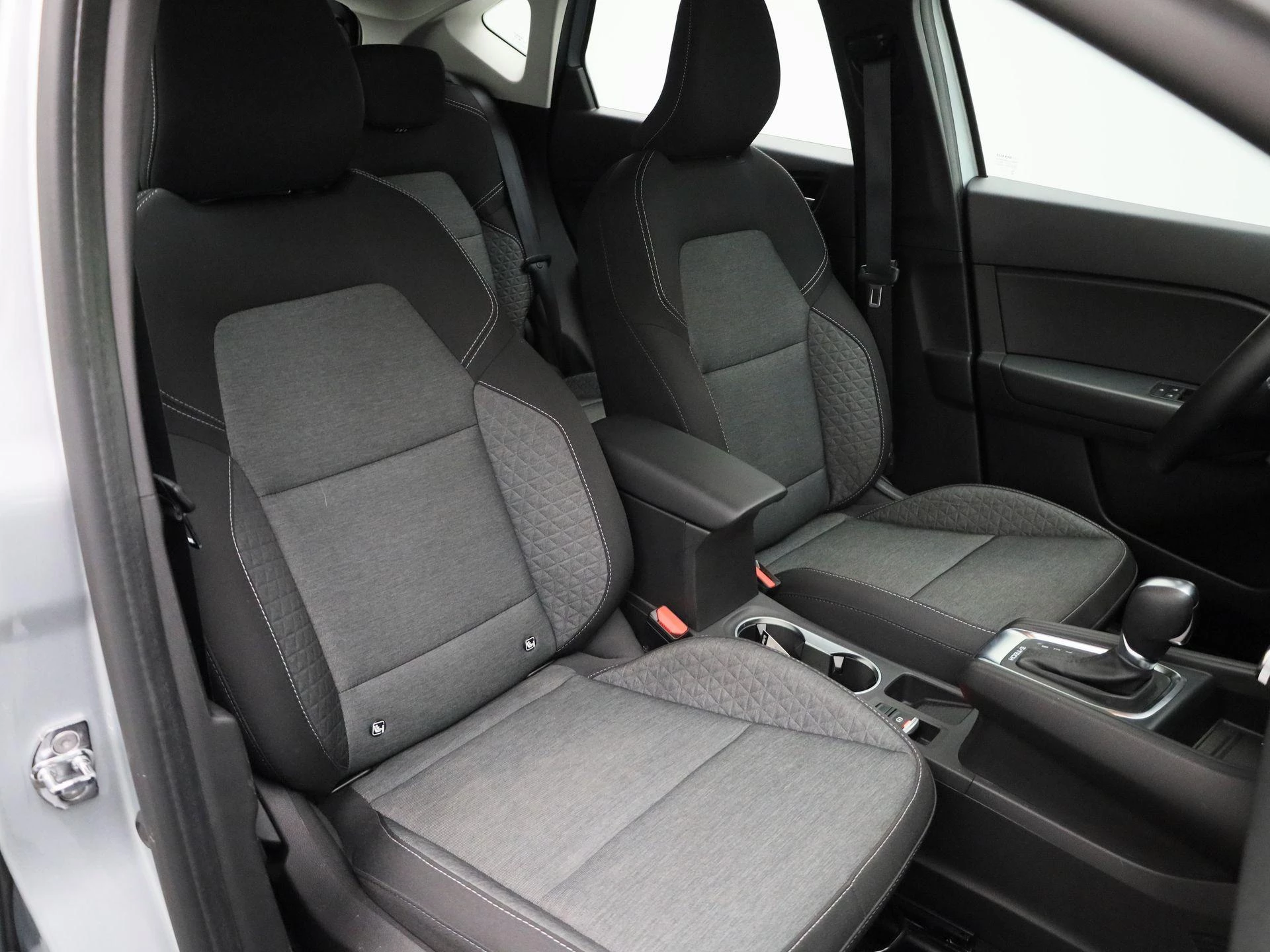 Renault-Captur-image-34