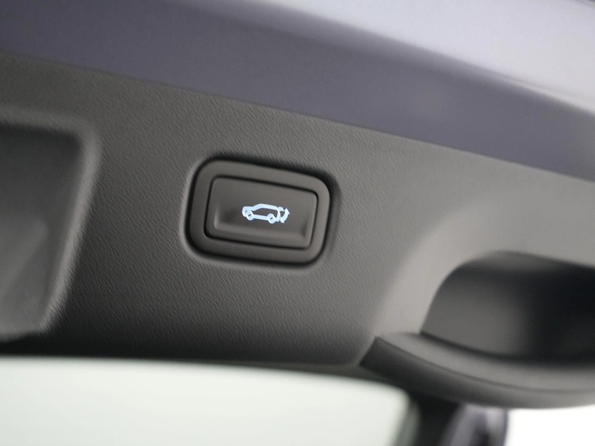 Hyundai-Kona-image-42