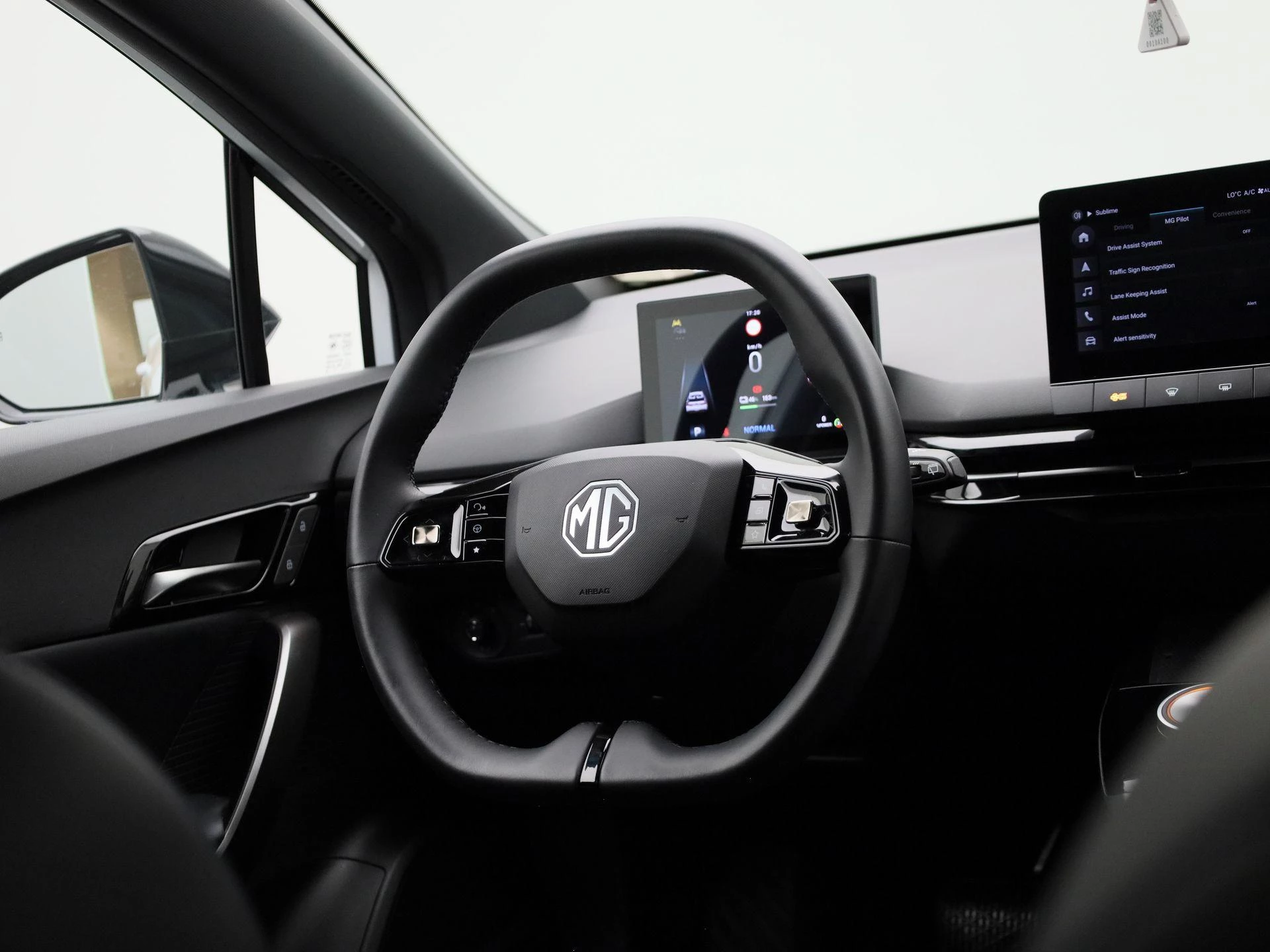 MG MG4 64 kWh Luxury