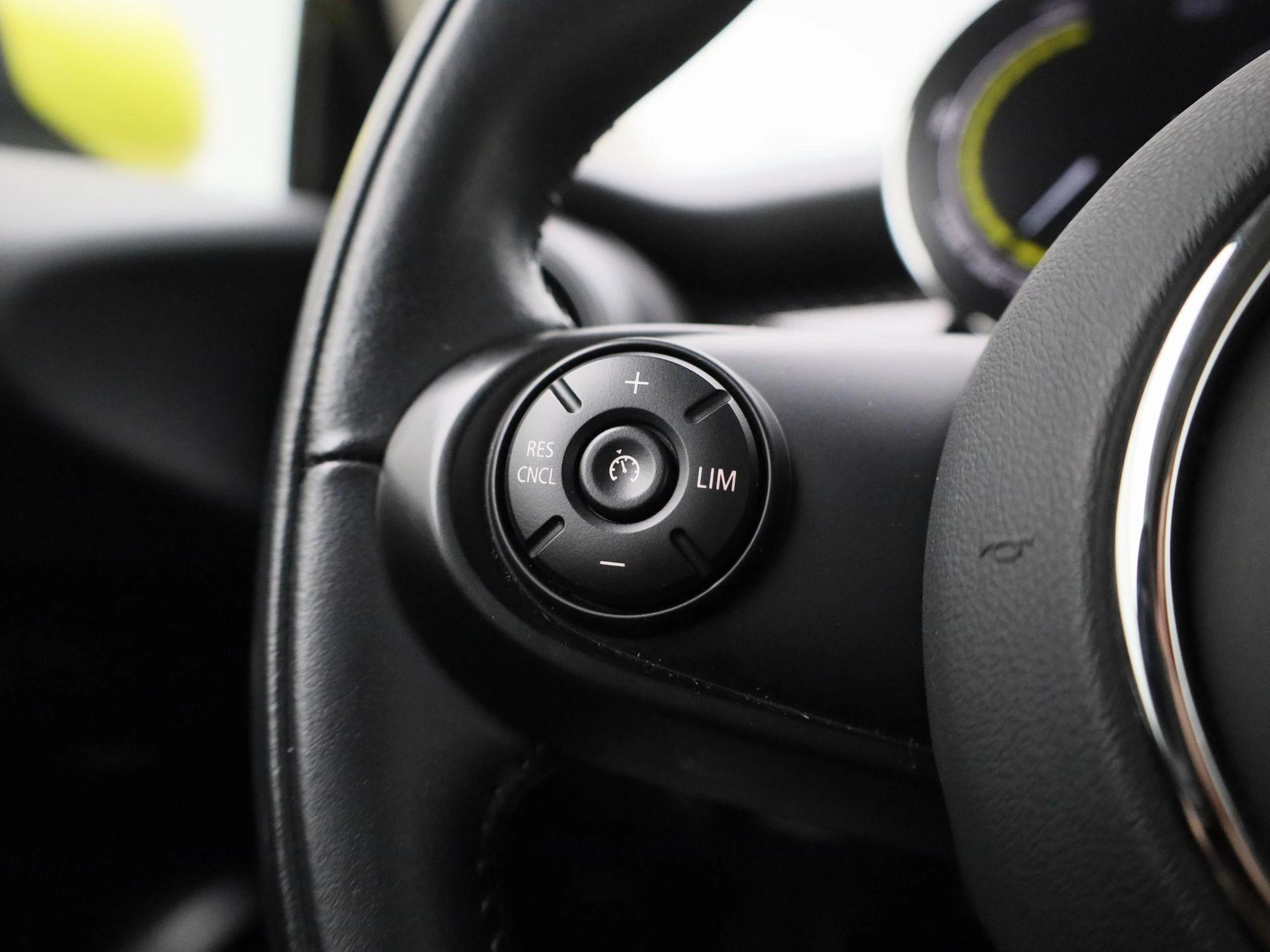 MINI-Electric-image-18