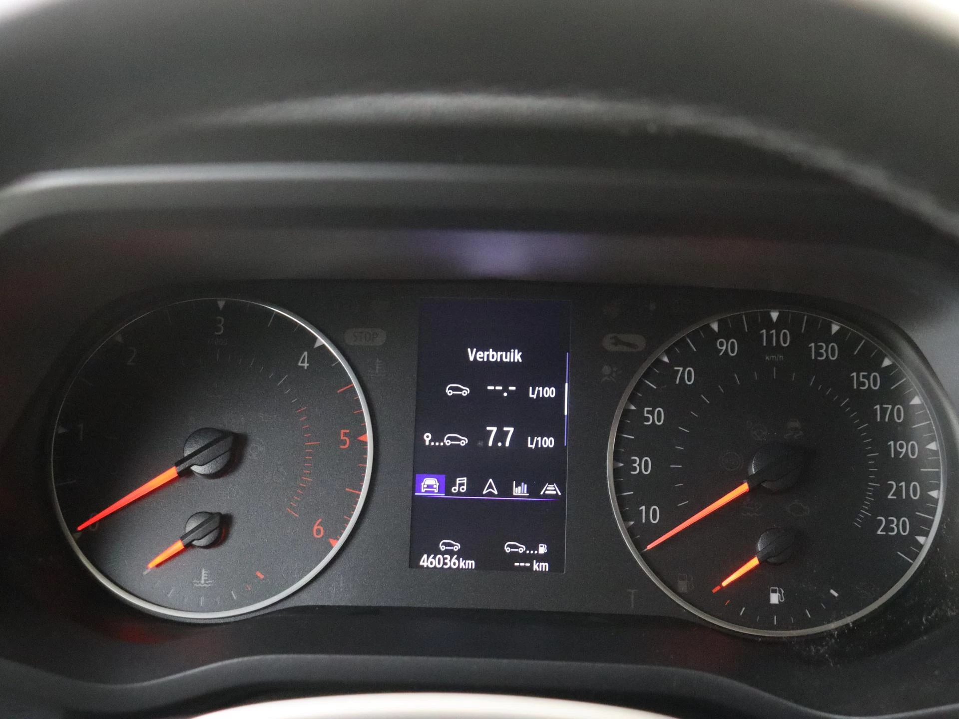 Renault-Trafic-image-12