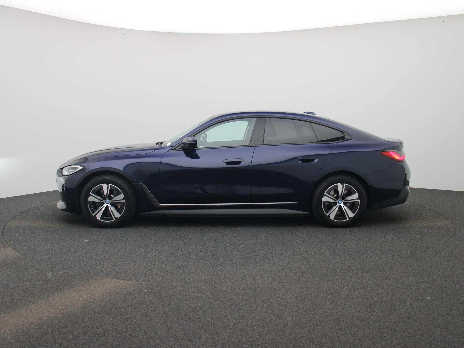 BMW i4 eDrive40