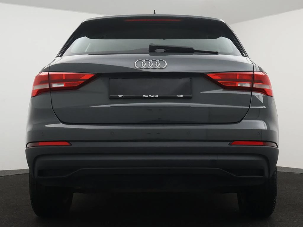 Audi-Q3-image-3