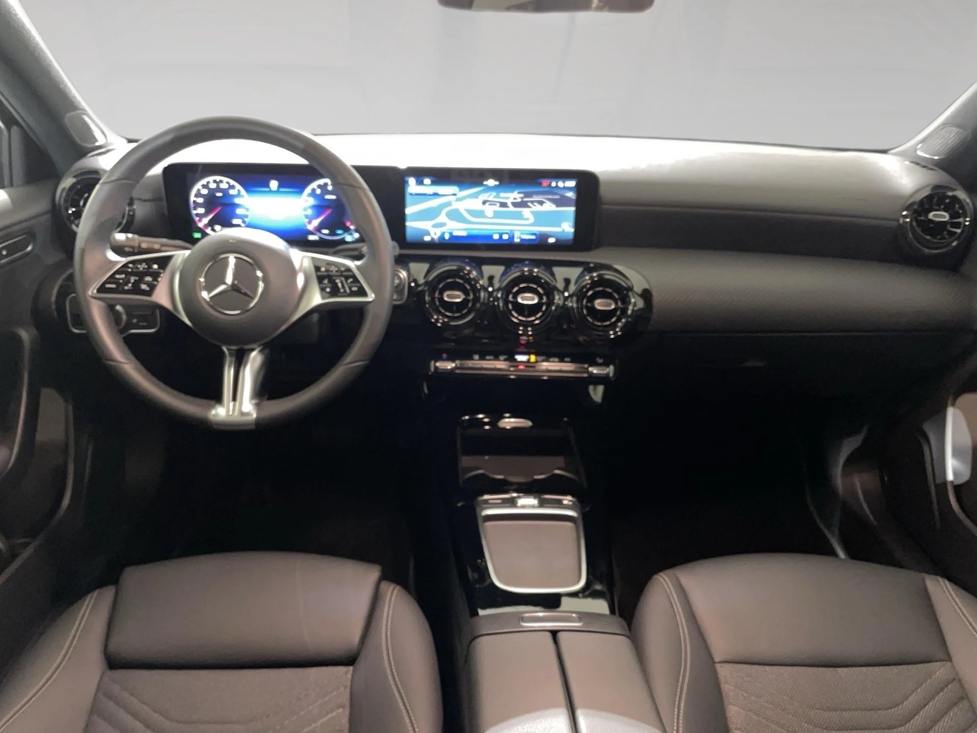 Mercedes-Benz-Classe A-image-4