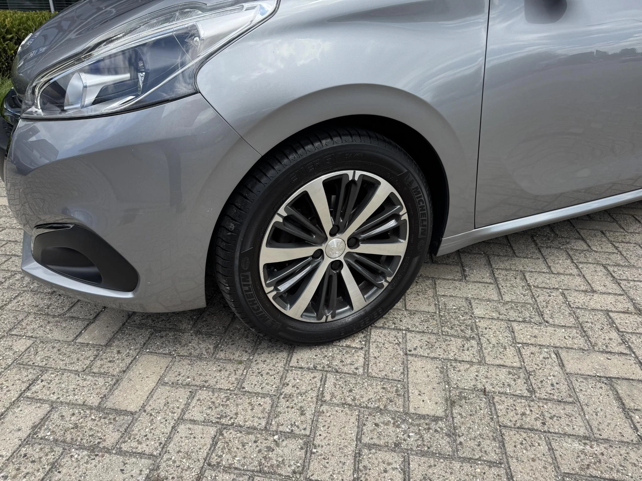 Peugeot-208-image-9