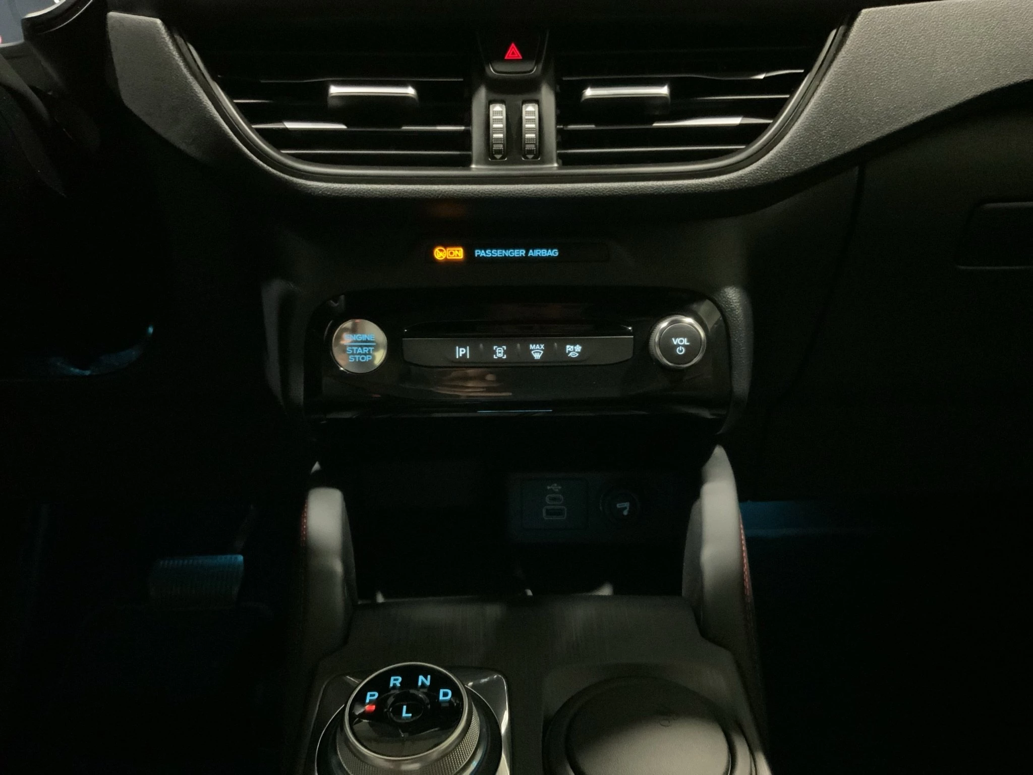 Ford Kuga ST-Line Plug-in*LED-MATRIX*KAM*NAVI*WINTER-PKT.