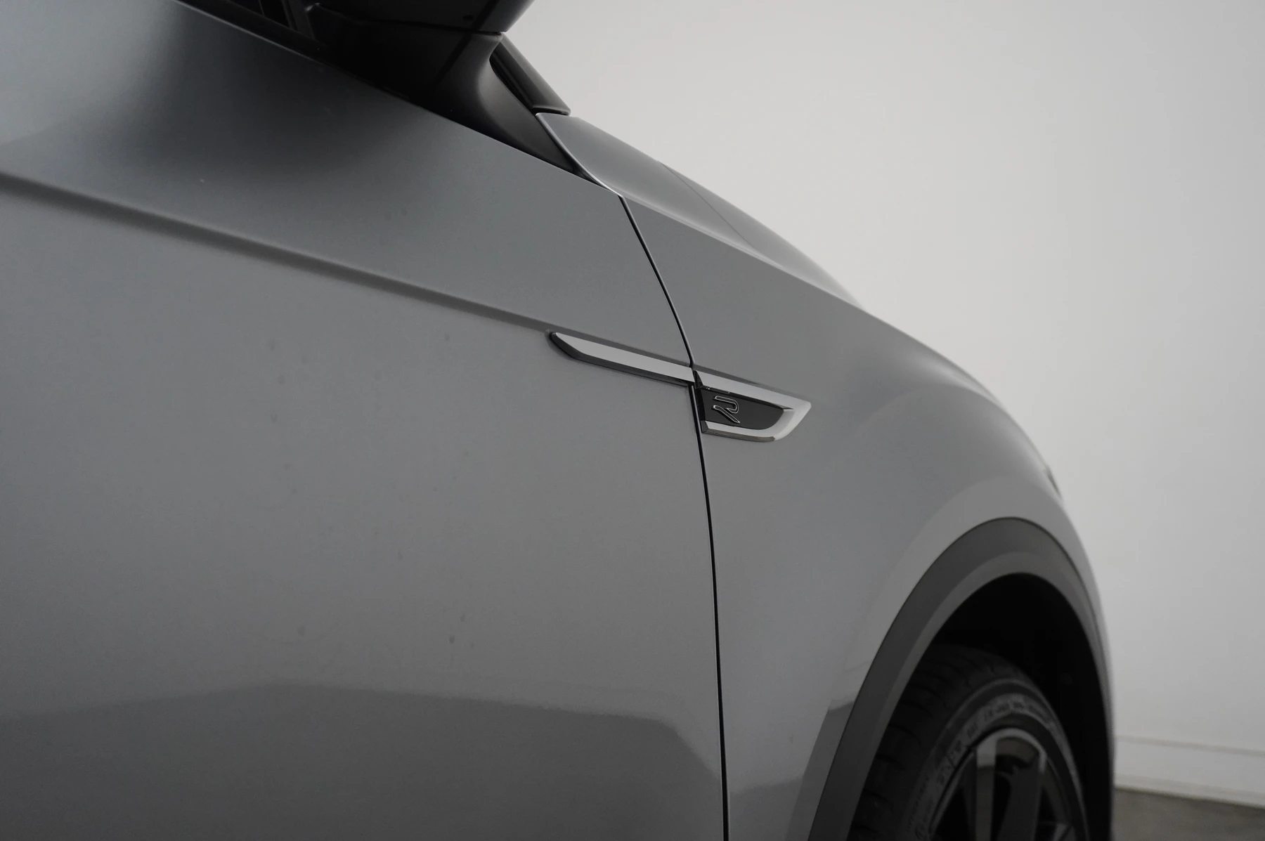 Volkswagen-T-Roc-image-44