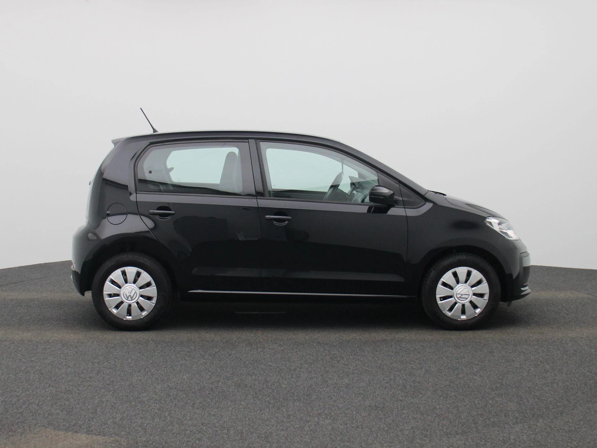Volkswagen-up!-image-5