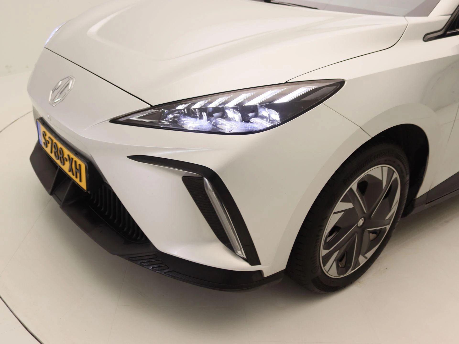 MG MG4 Luxury 64 kWh