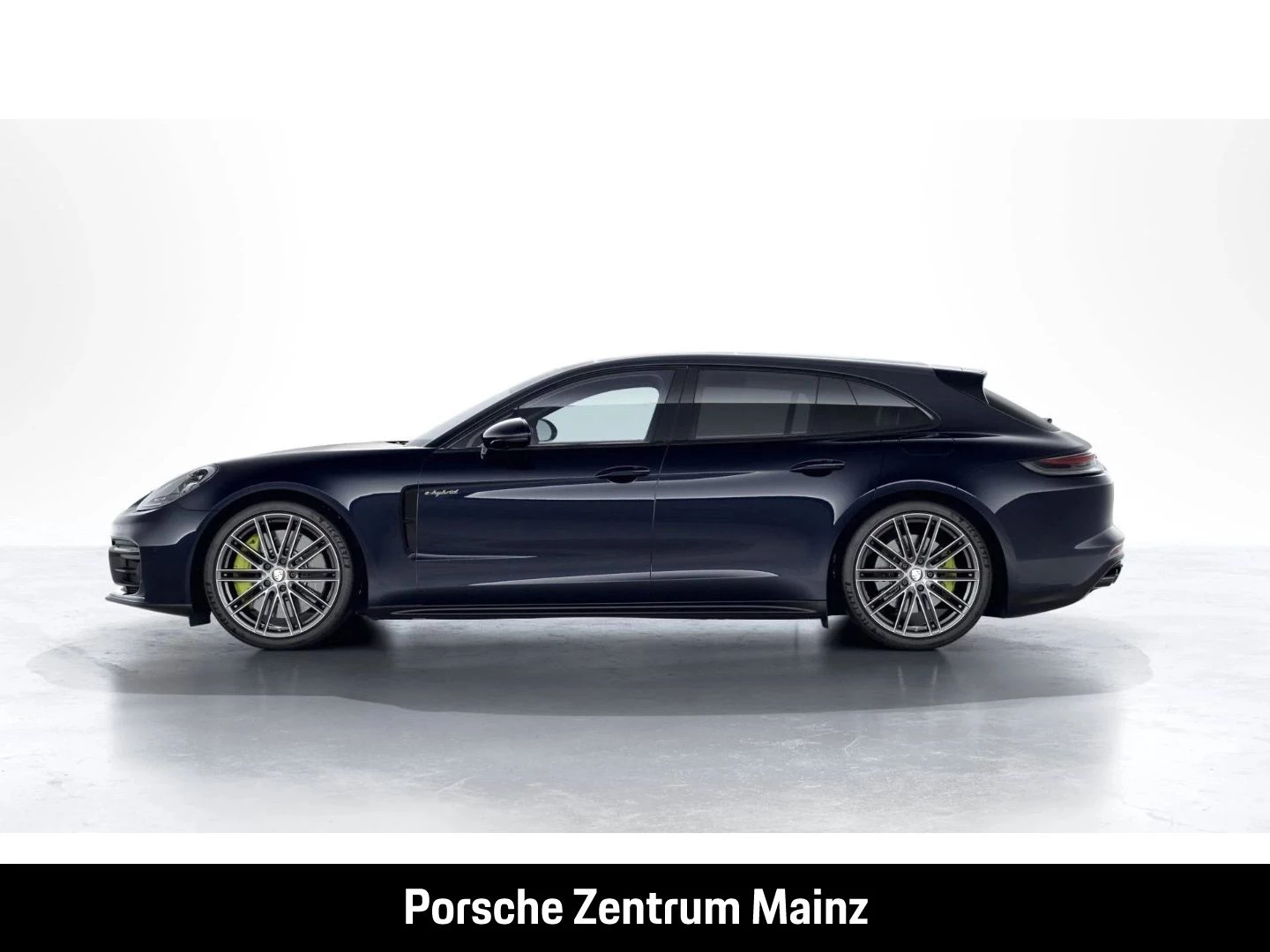 Porsche-Panamera-image-1