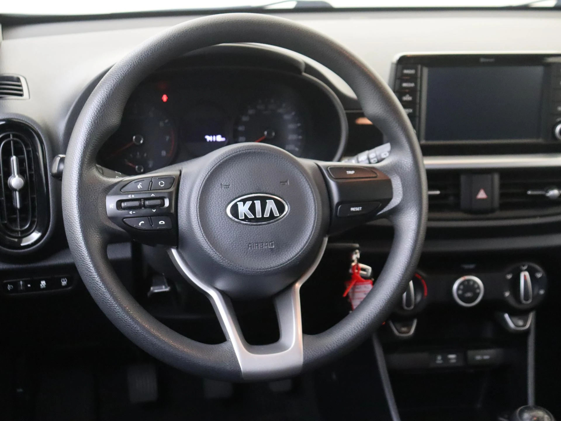 Kia-Picanto-image-9