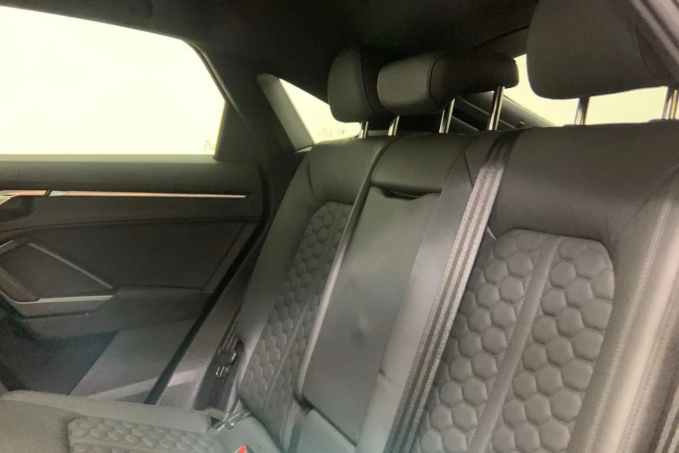 Audi-RSQ3-image-9