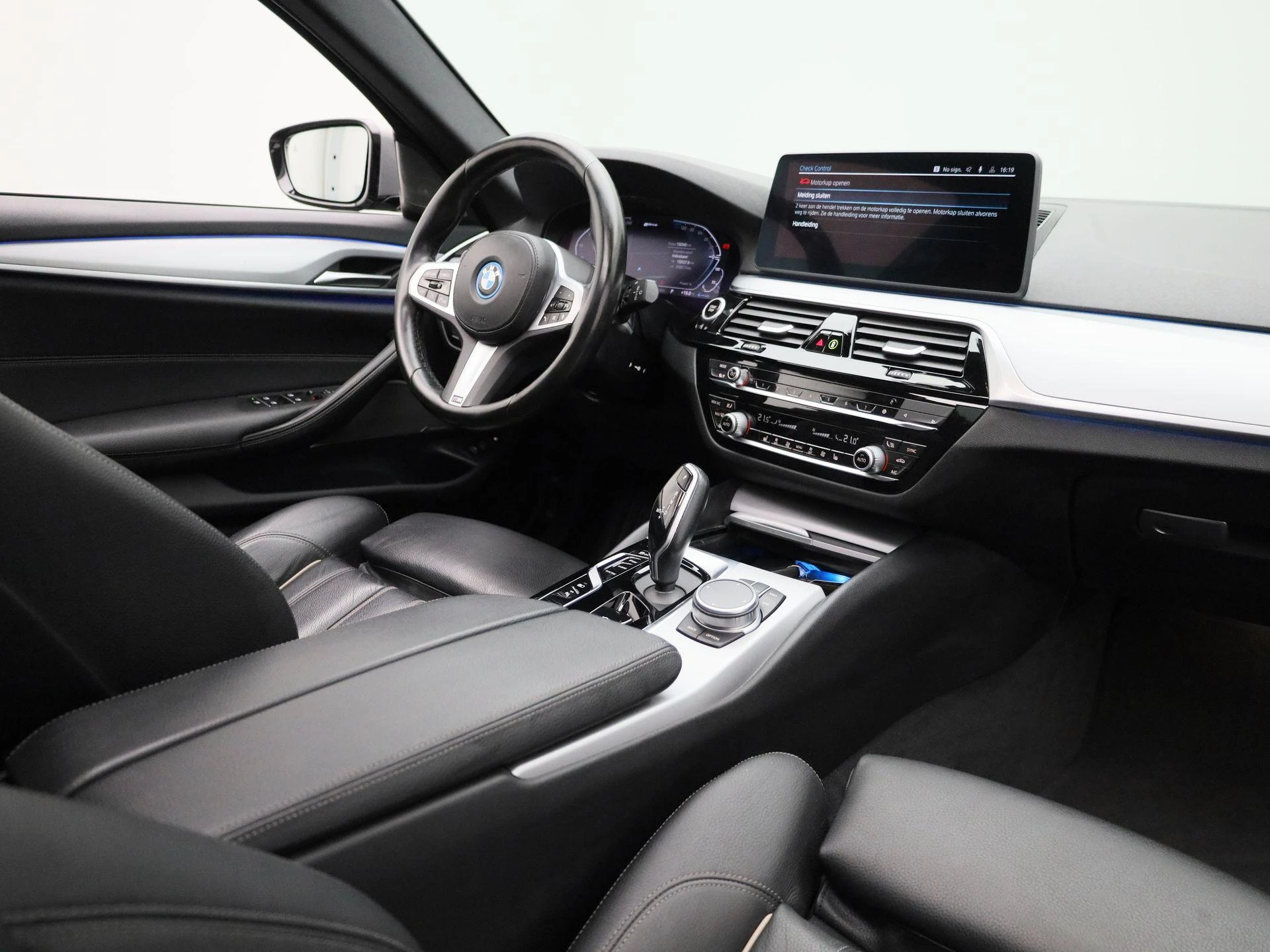 BMW-5 Serie-image-49