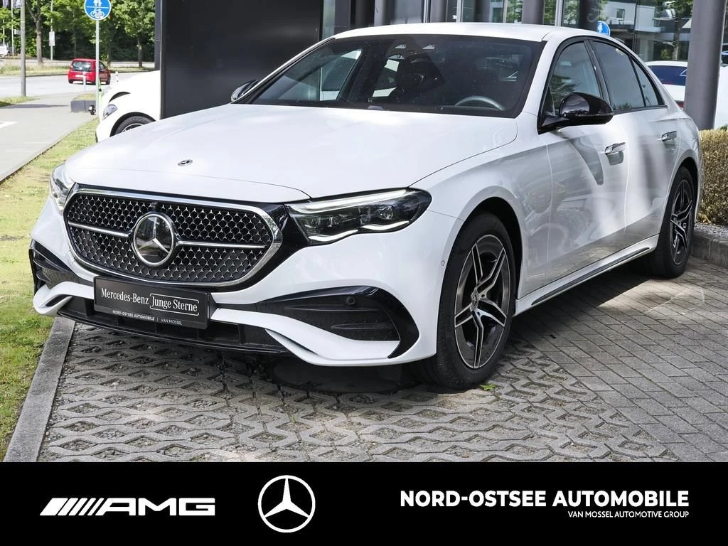 Mercedes-Benz E-Klasse 300 e 4M AMG AHK NIGHT DISTRO BURMESTER 360° AMG Line