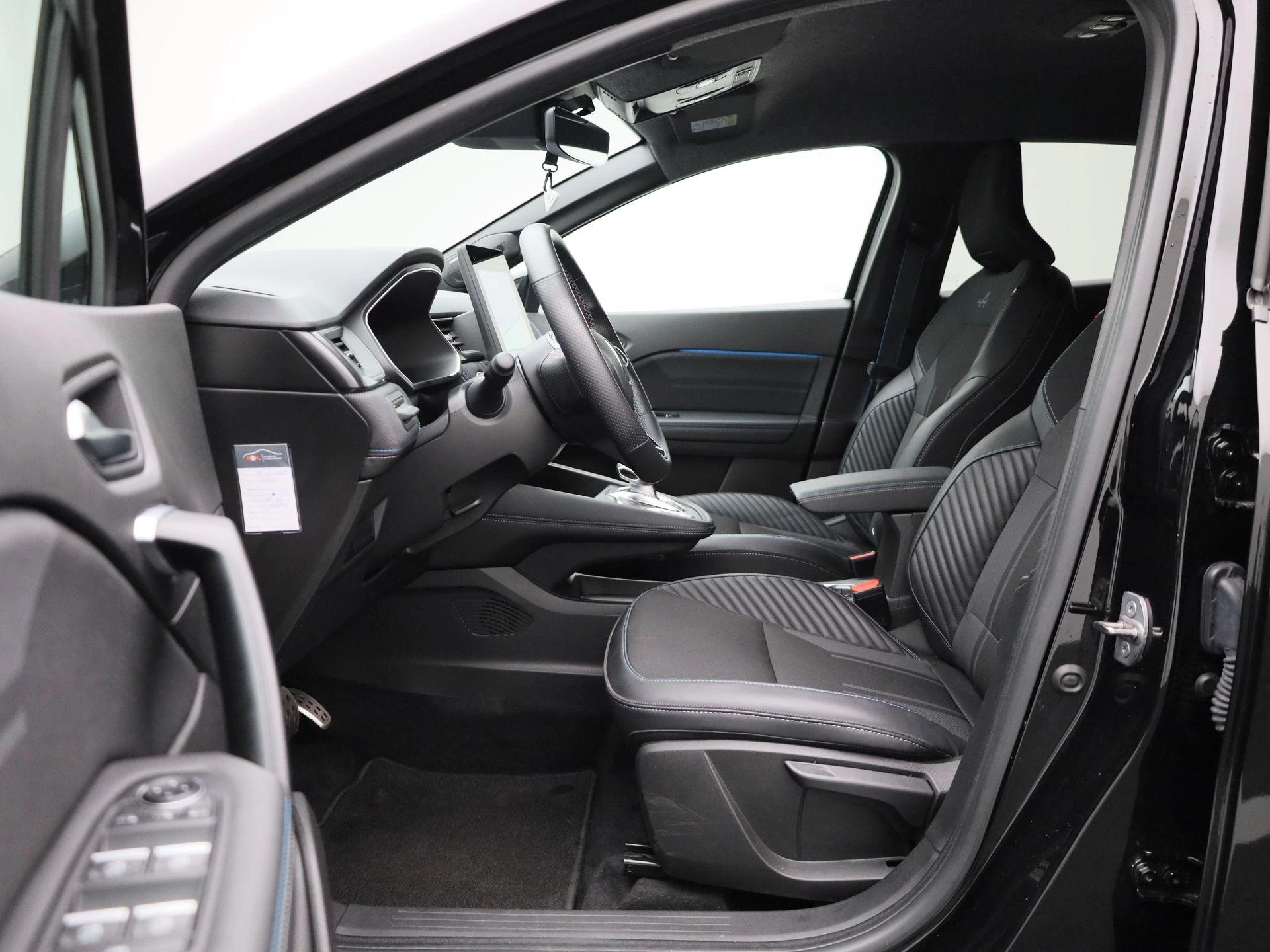 Renault-Captur-image-10