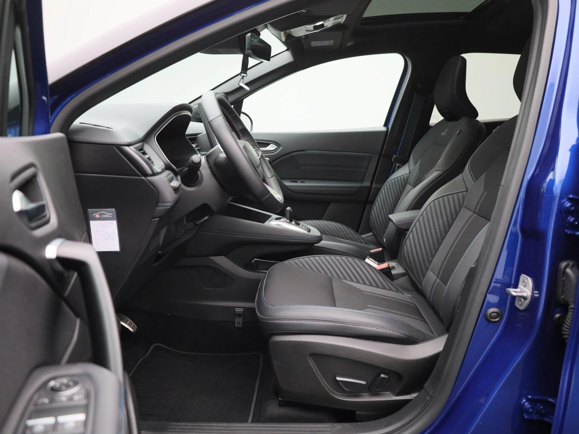 Renault-Captur-image-10