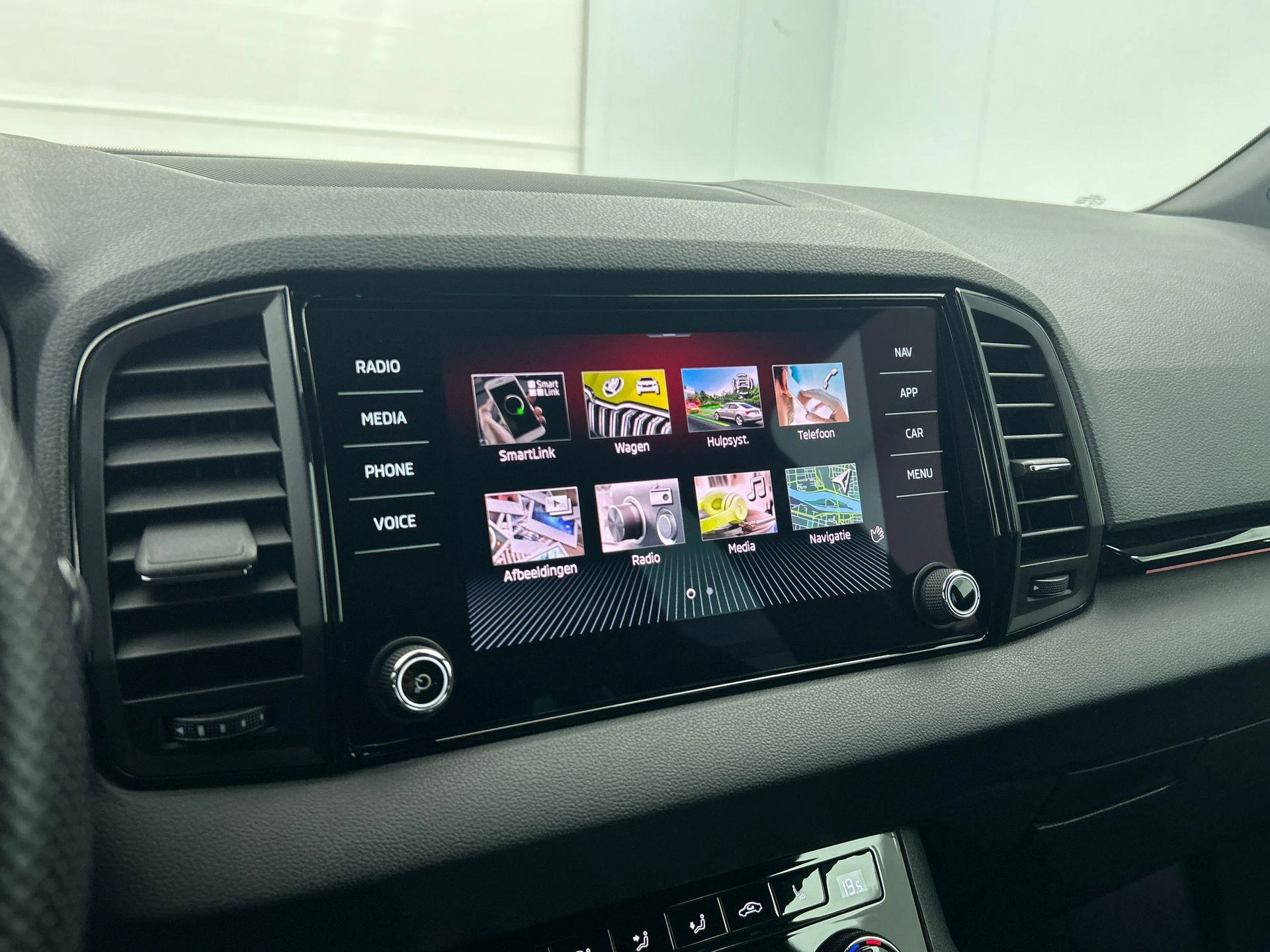 Škoda Karoq 1.5 TSI ACT Sportline Business