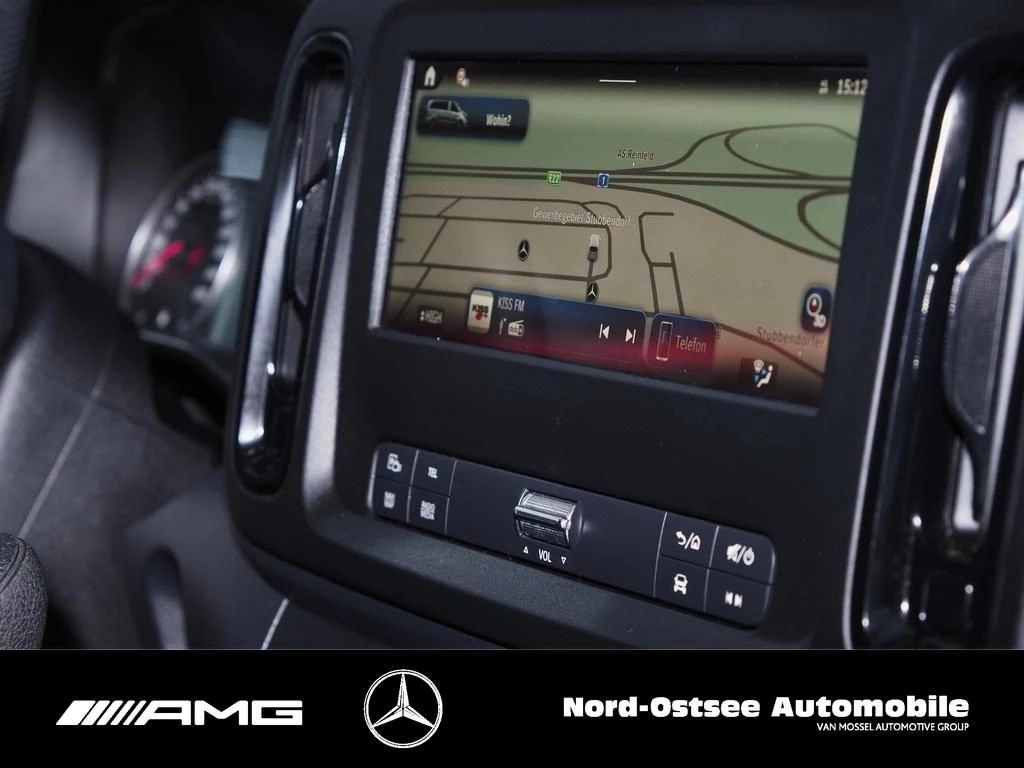 Mercedes-Benz-Vito-image-7