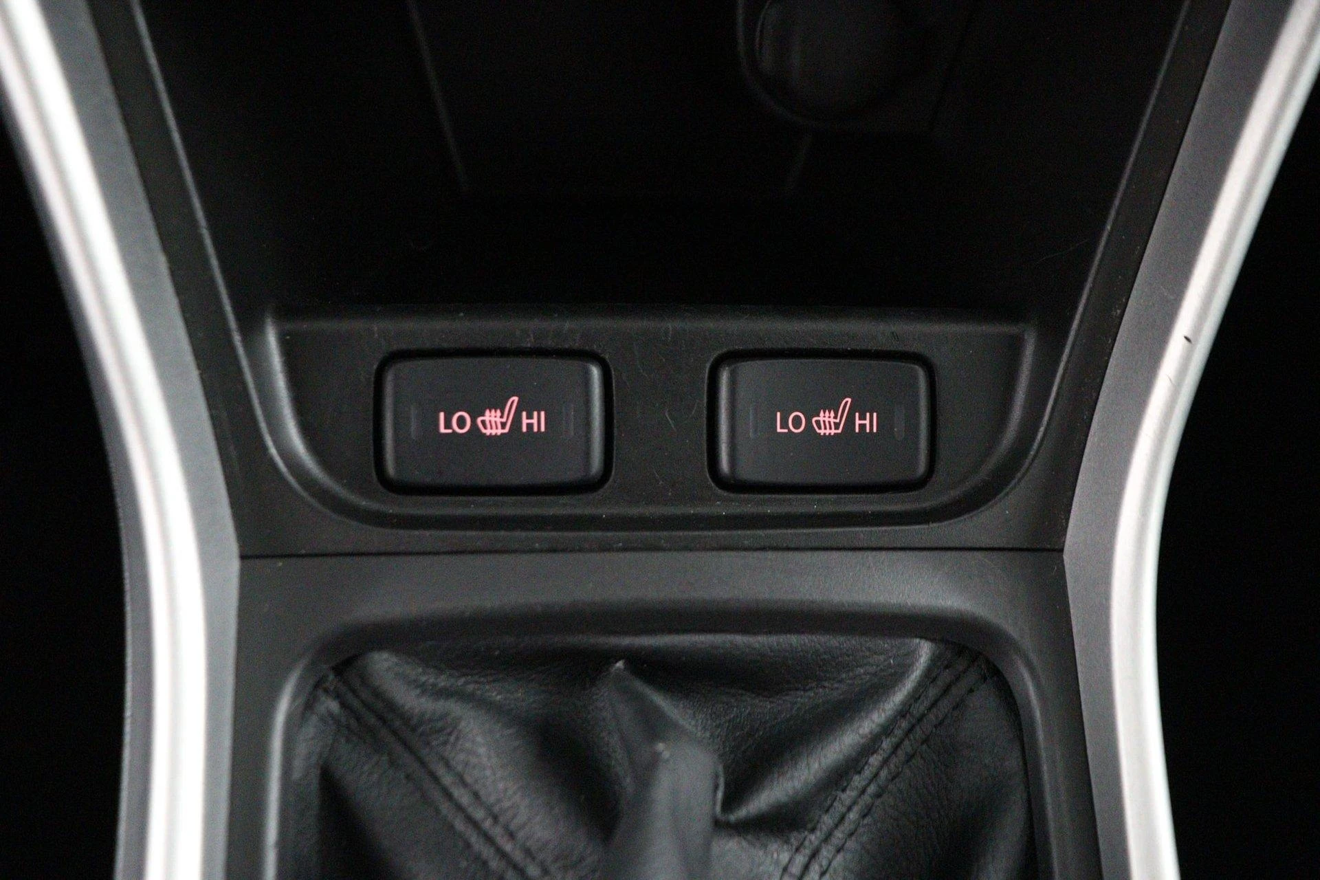 Suzuki-S-Cross-image-40