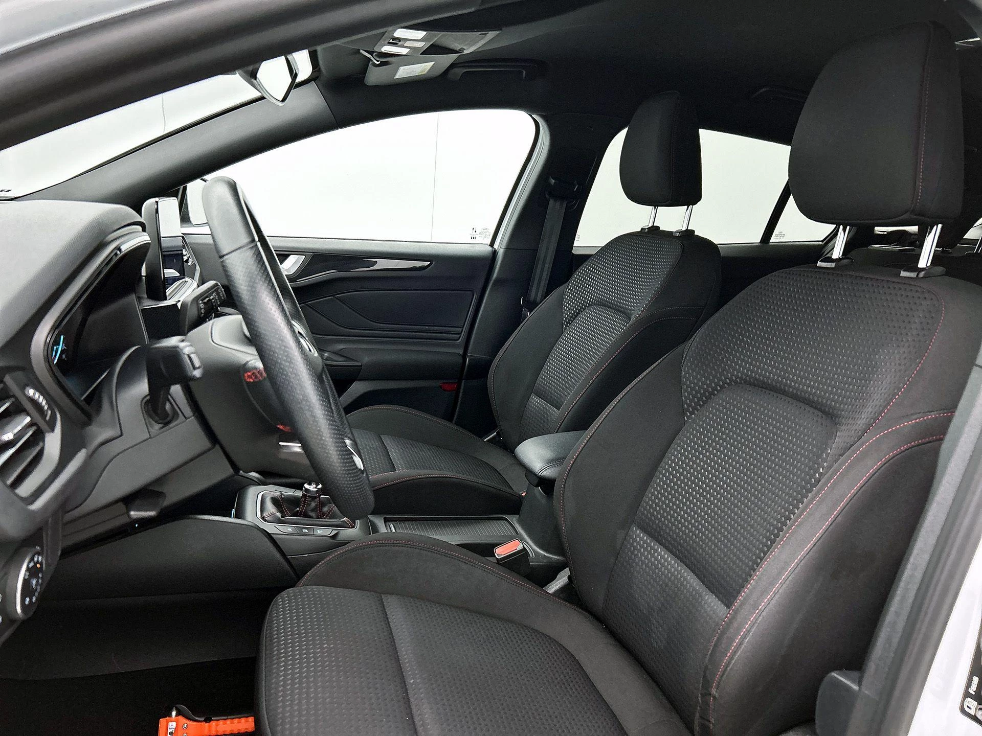 Ford Focus Wagon 1.0 EcoBoost ST Line Business
