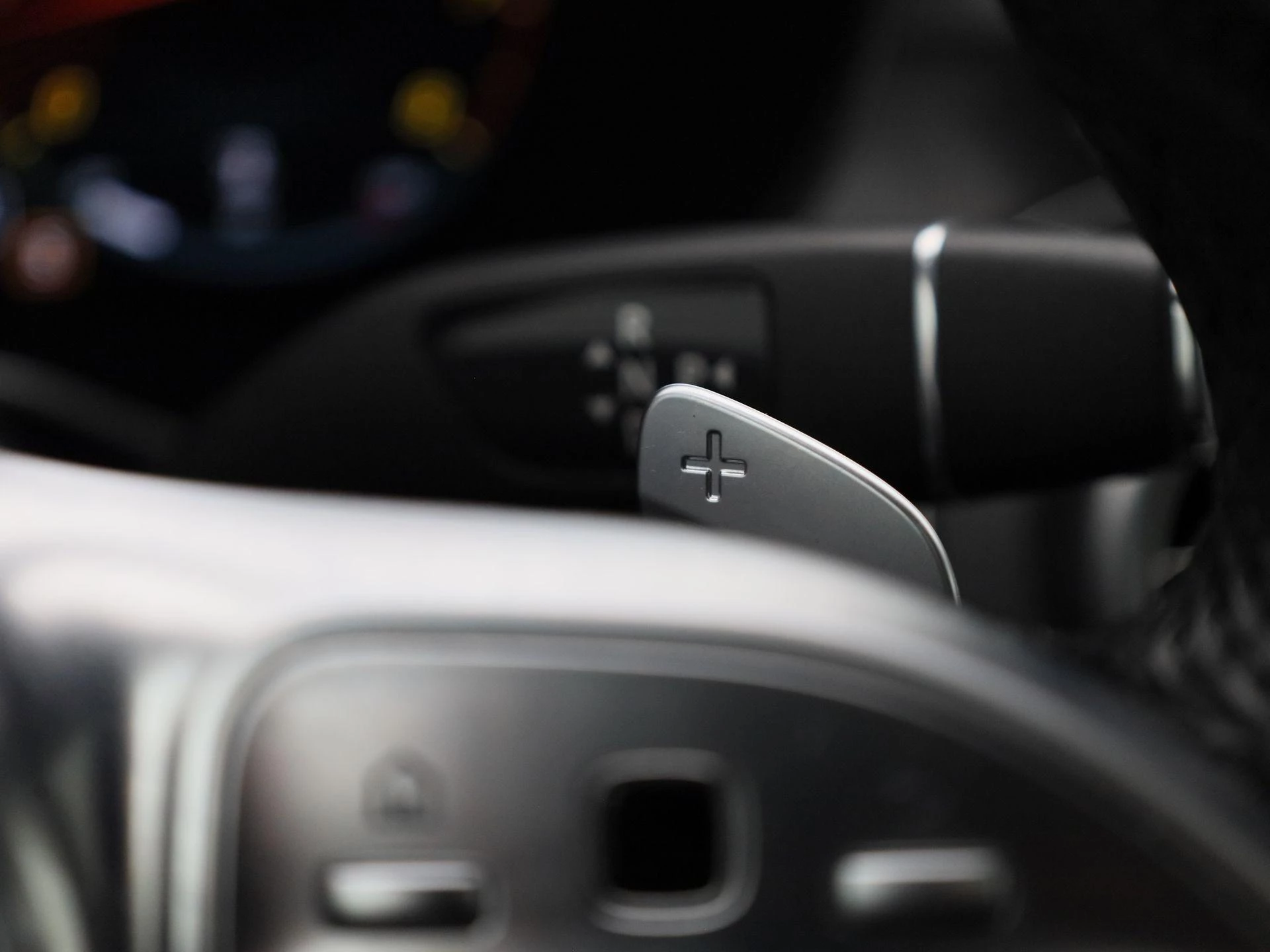 Mercedes-Benz-C-Klasse-image-26