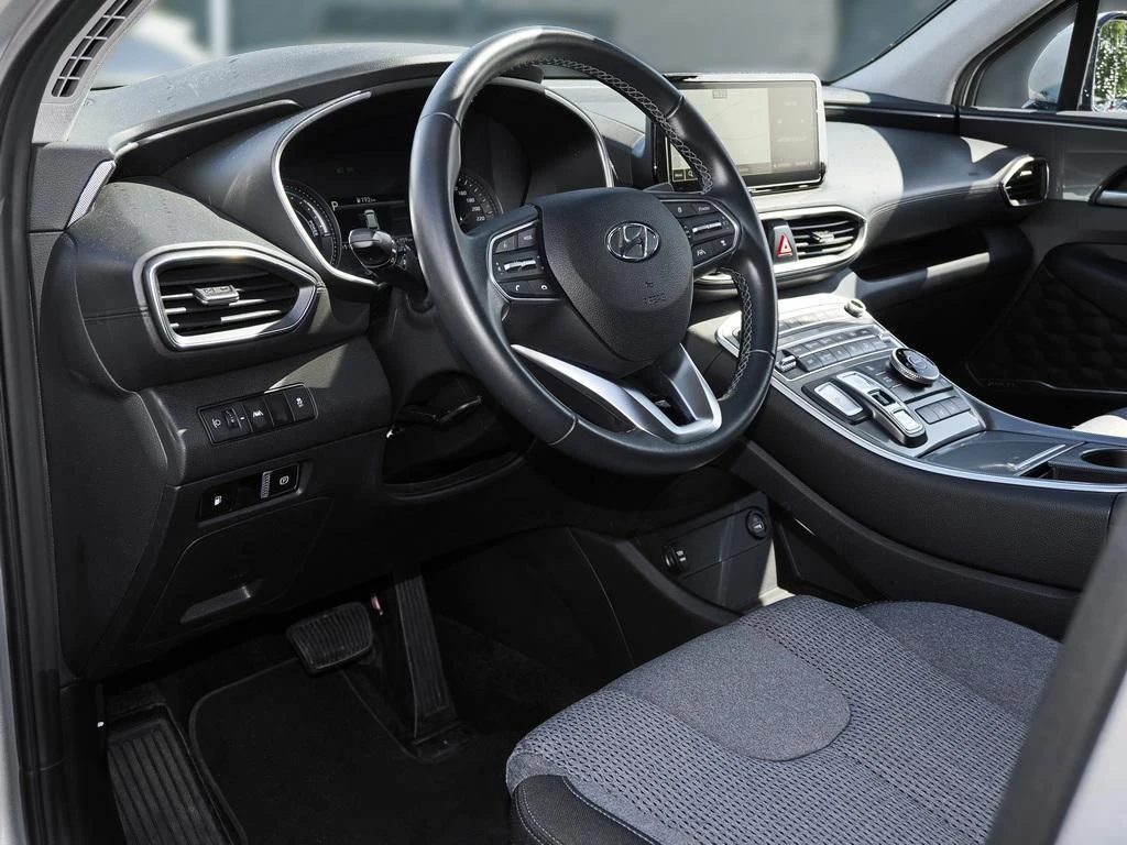 Hyundai-Santa Fe-image-8