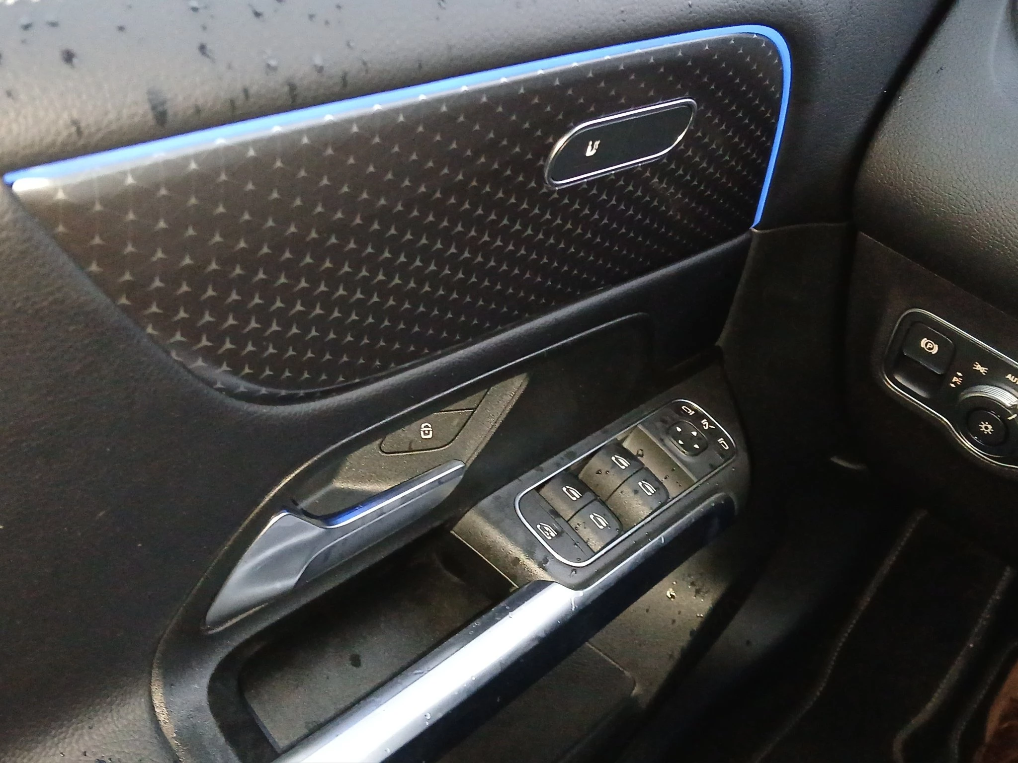 Mercedes-Benz GLB 200 Progressive AUT | LED | NAVI |