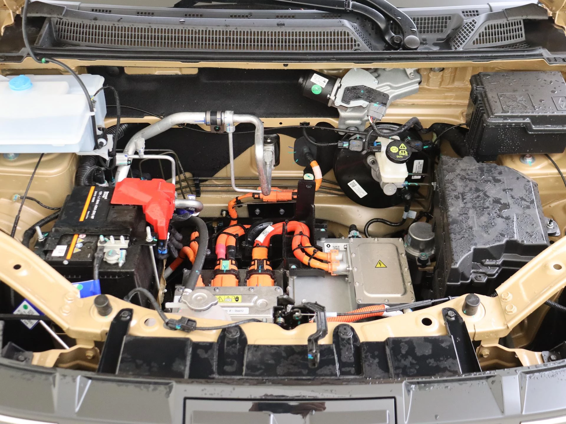 Dacia-Spring-image-23