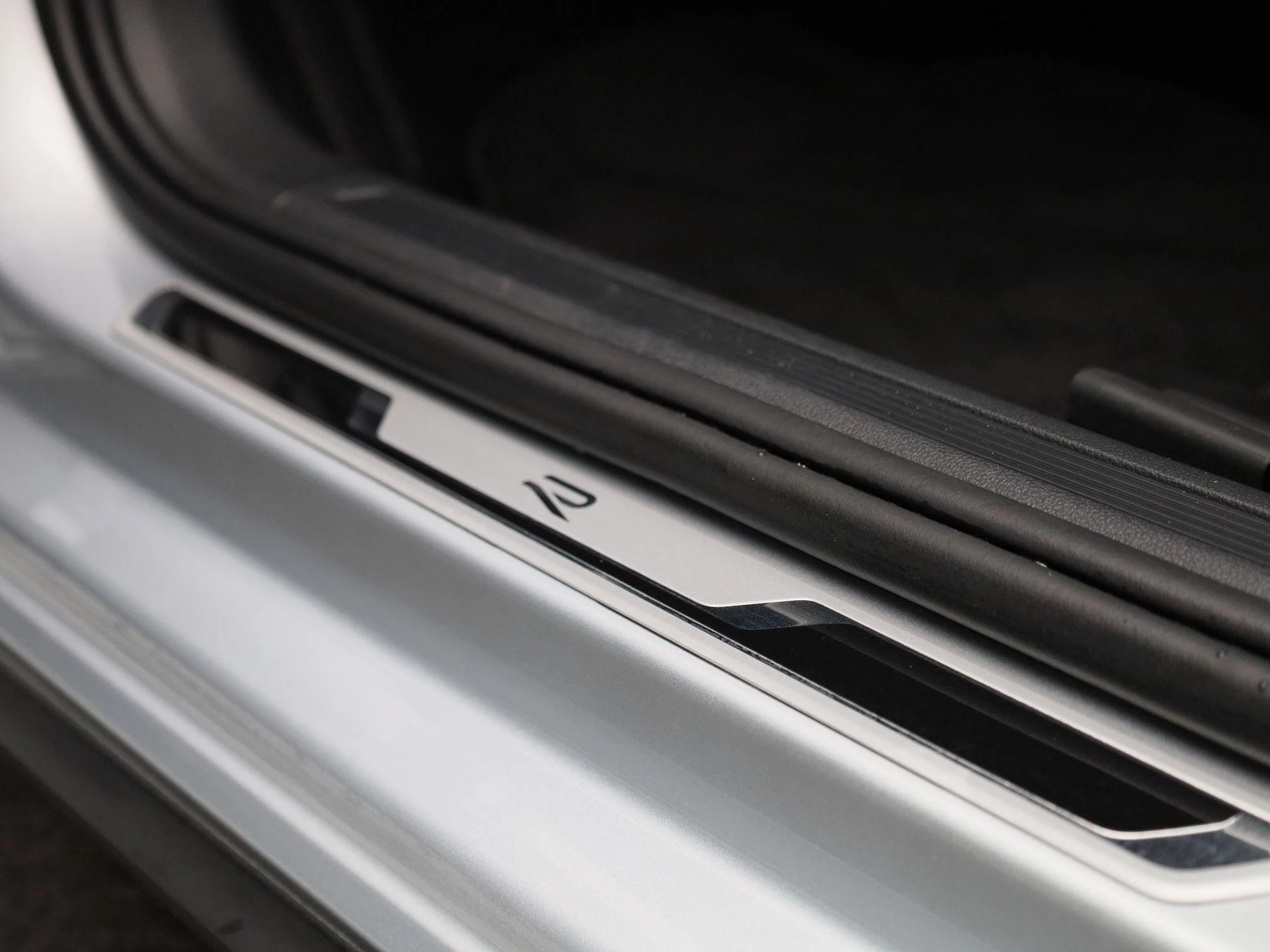 Volkswagen-Polo-image-32