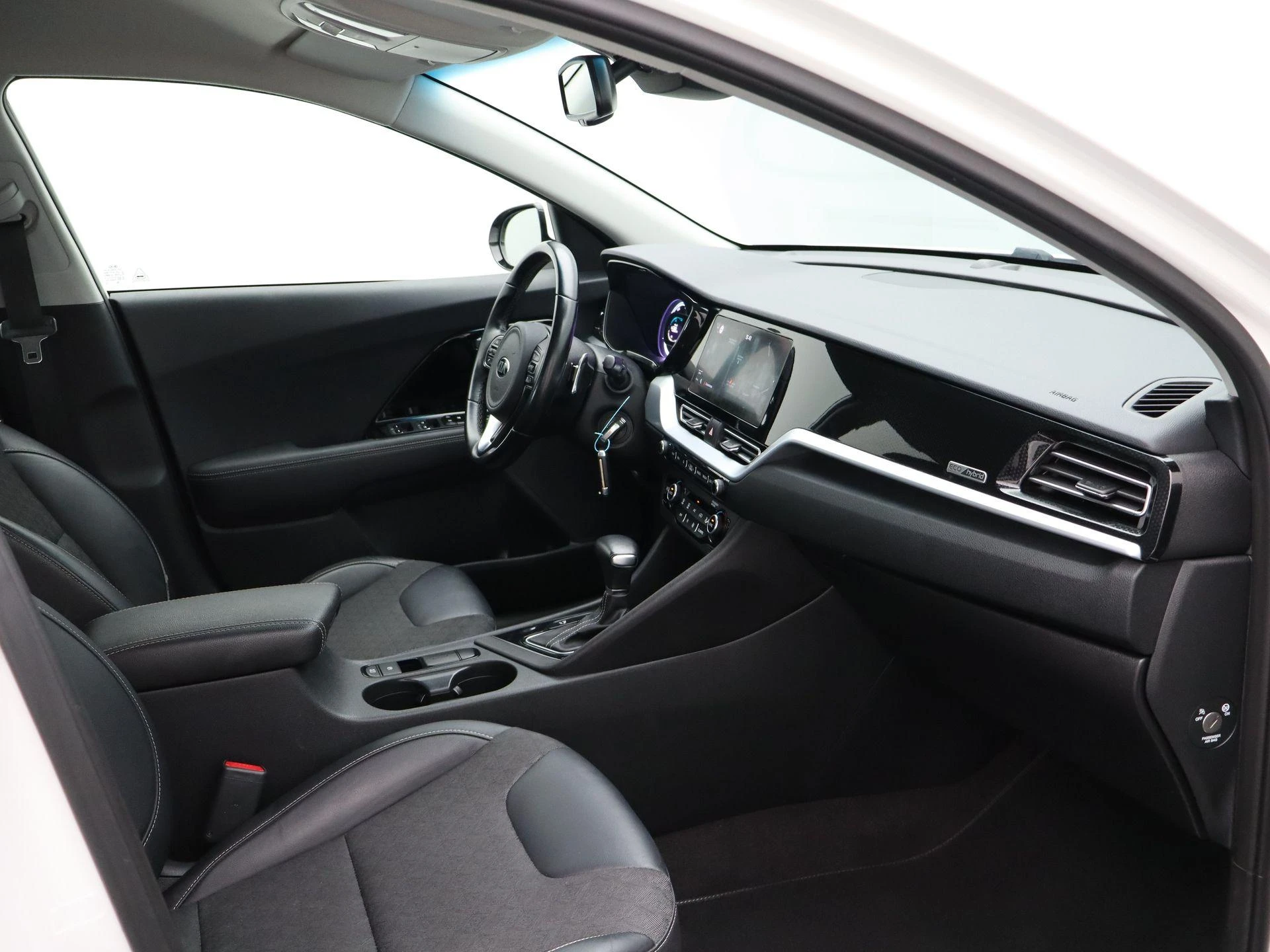 Kia-Niro-image-26