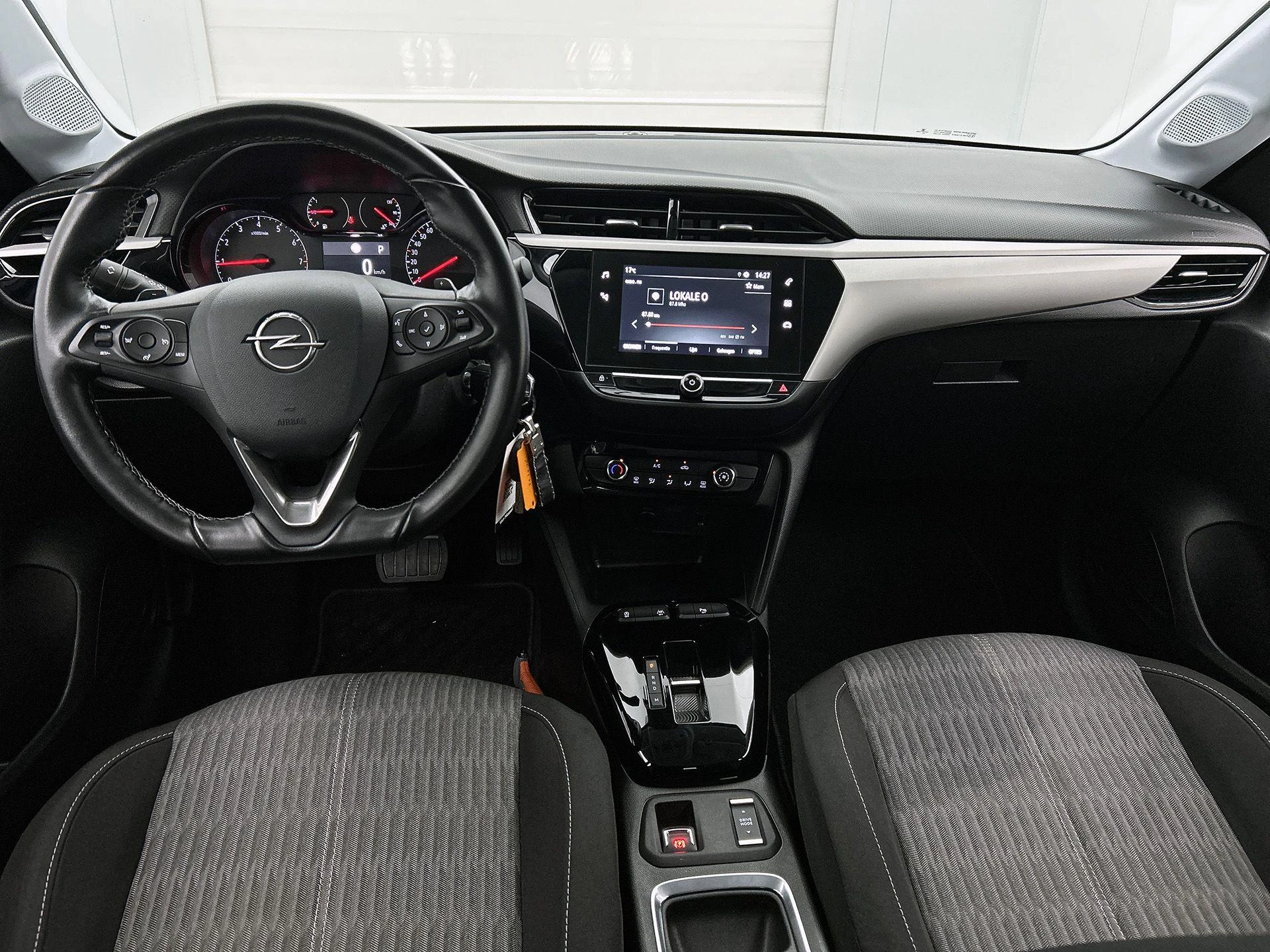 Opel-Corsa-image-19