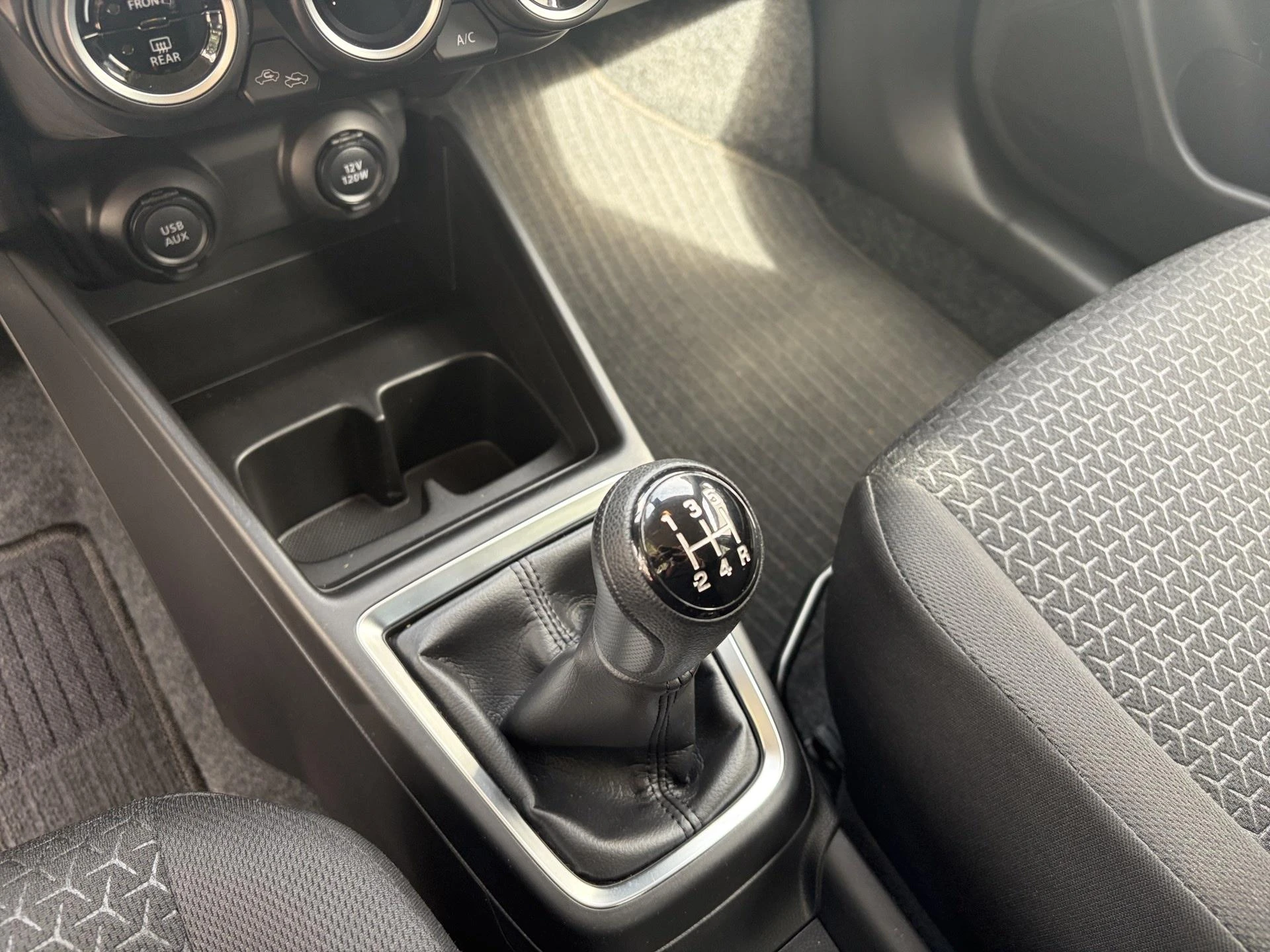 Suzuki-Swift-image-19