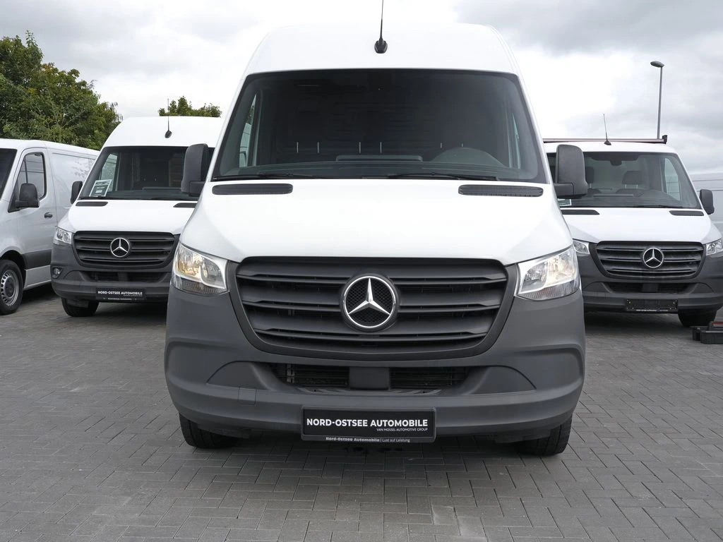 Mercedes-Benz-Sprinter 317-image-3