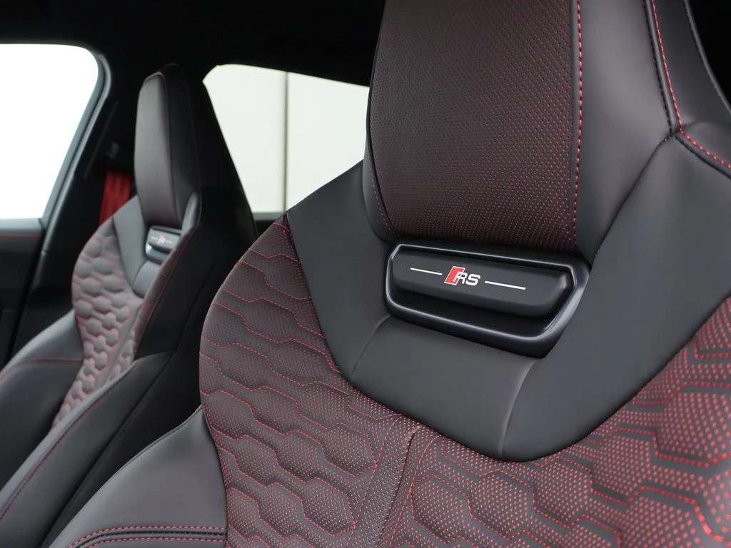 Audi RS5 Avant PHEV Audi RS 5 Avant - BESCHIKBAAR 01/01/2027 - +-12.500km