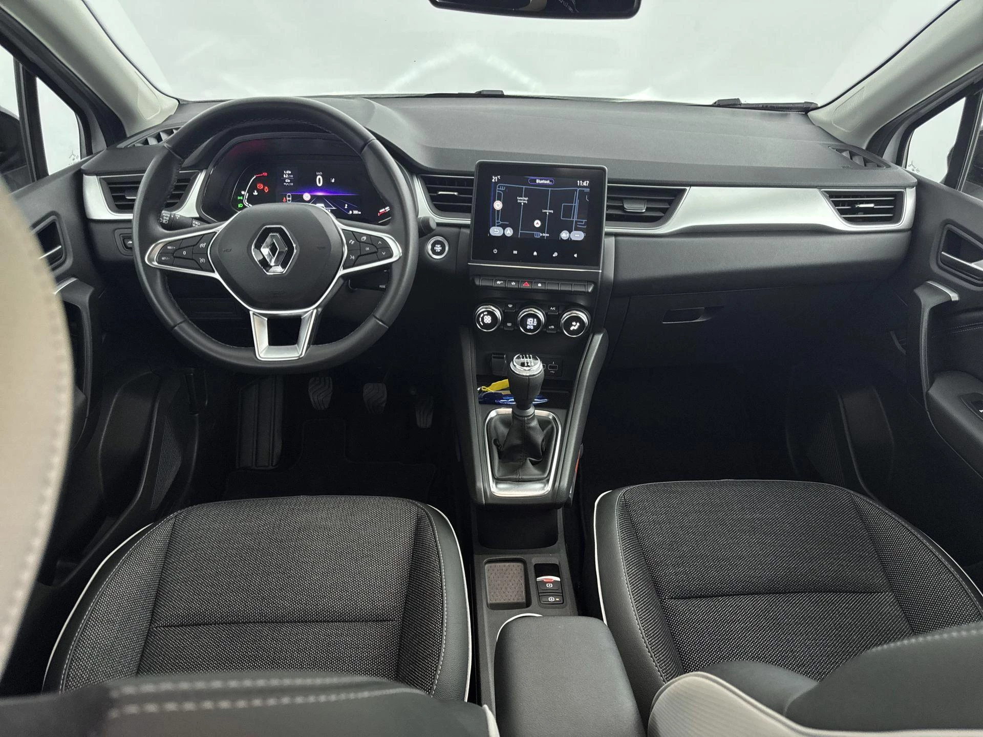 Renault Captur 1.3 mild hybrid 140Pk Techno