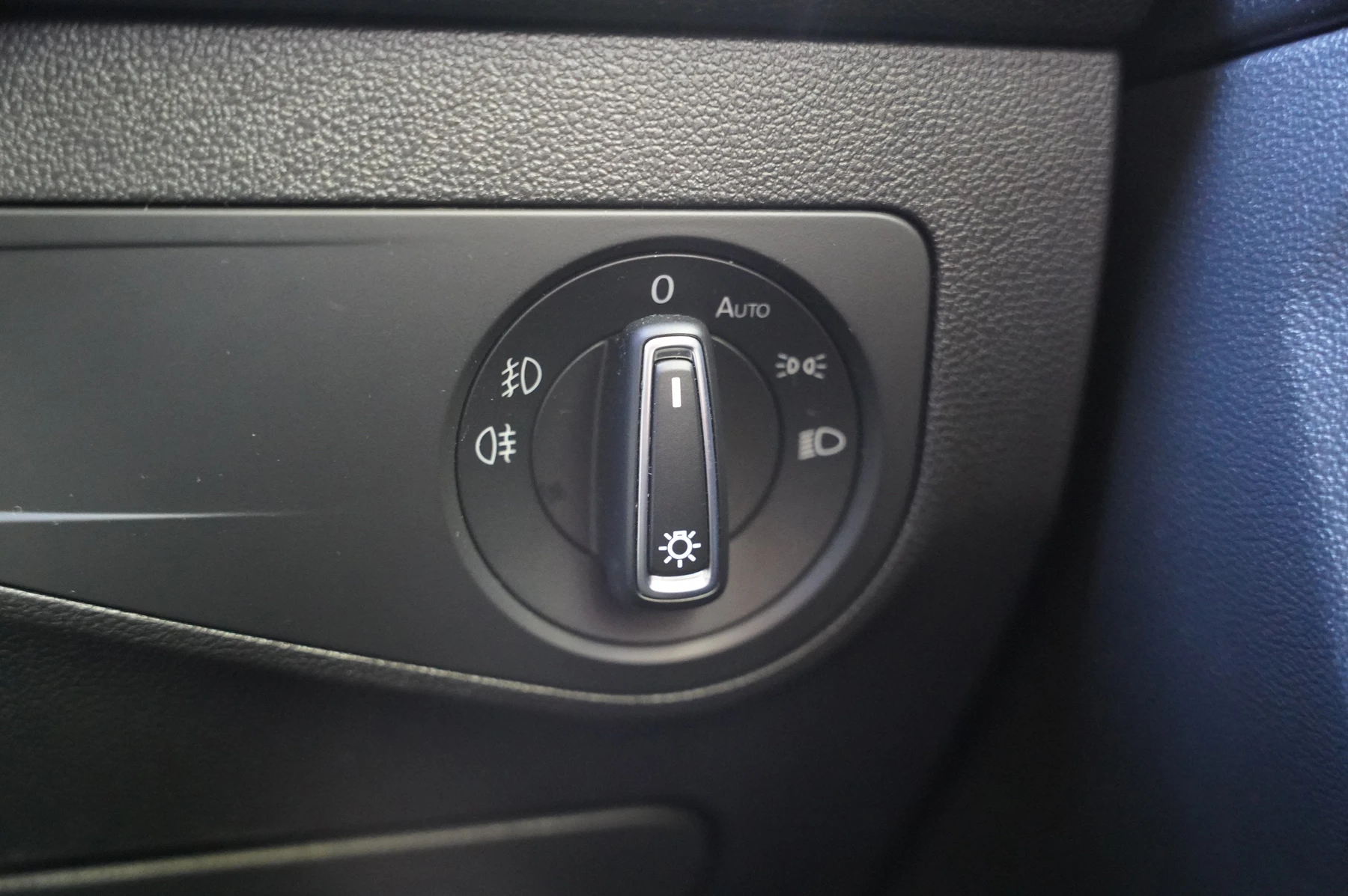 Volkswagen-Tiguan Allspace-image-19